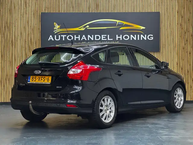Ford Focus view 4