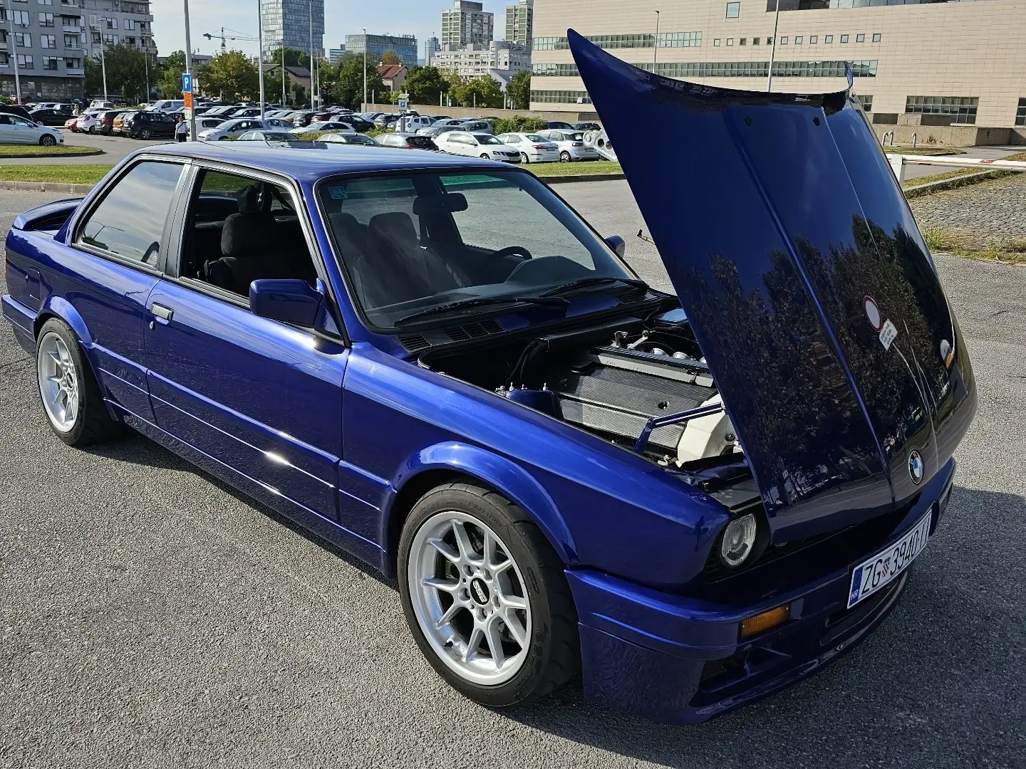 BMW 325 3.0 m-tech 2 - 1