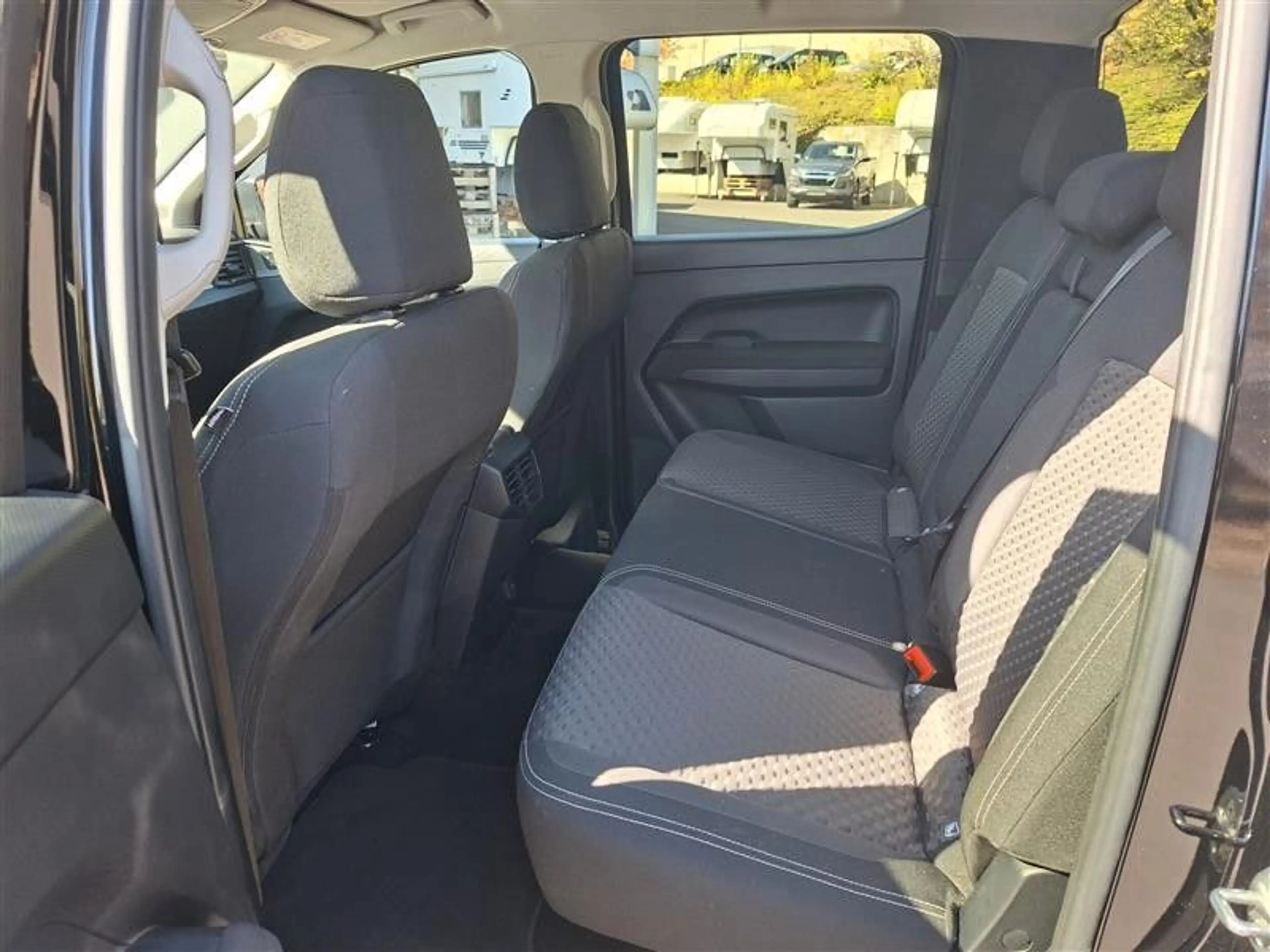 Volkswagen Amarok 2.0 TDI Life DC Wohnkabinenfertig — photo 8