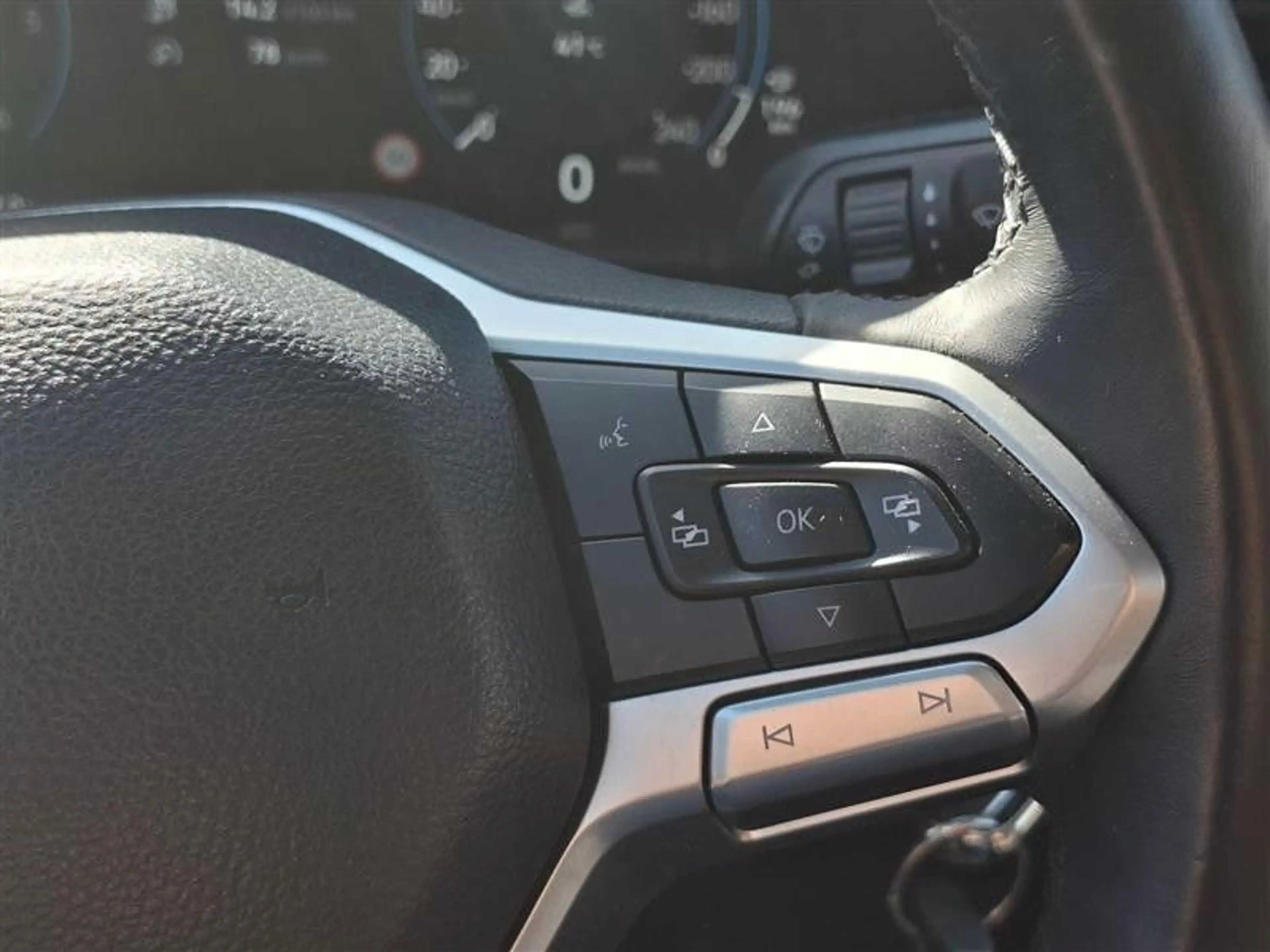 Volkswagen Amarok 2.0 TDI Life DC Wohnkabinenfertig — photo 14