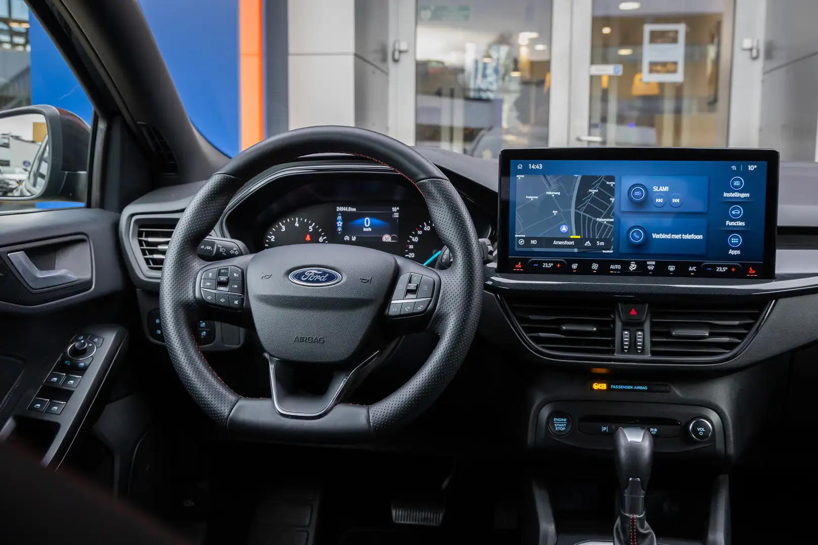 Ford Focus Wagon 1.0 EcoBoost Hybrid ST Line | Trekhaak | Sto Gris - 2