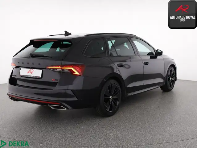 Skoda Octavia view 5
