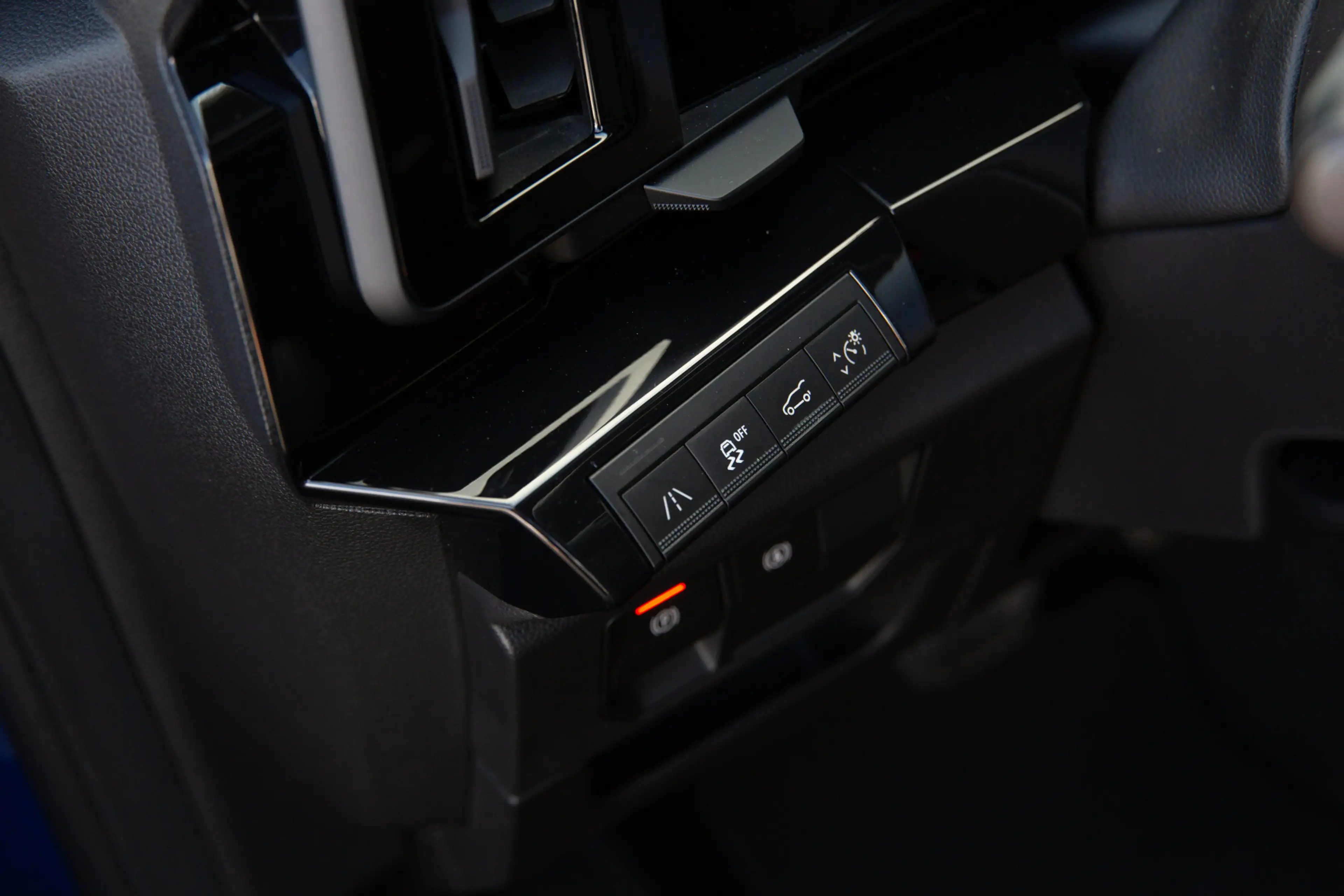 Renault Austral 1.2 E-Tech full hybrid 200 techno — photo 25