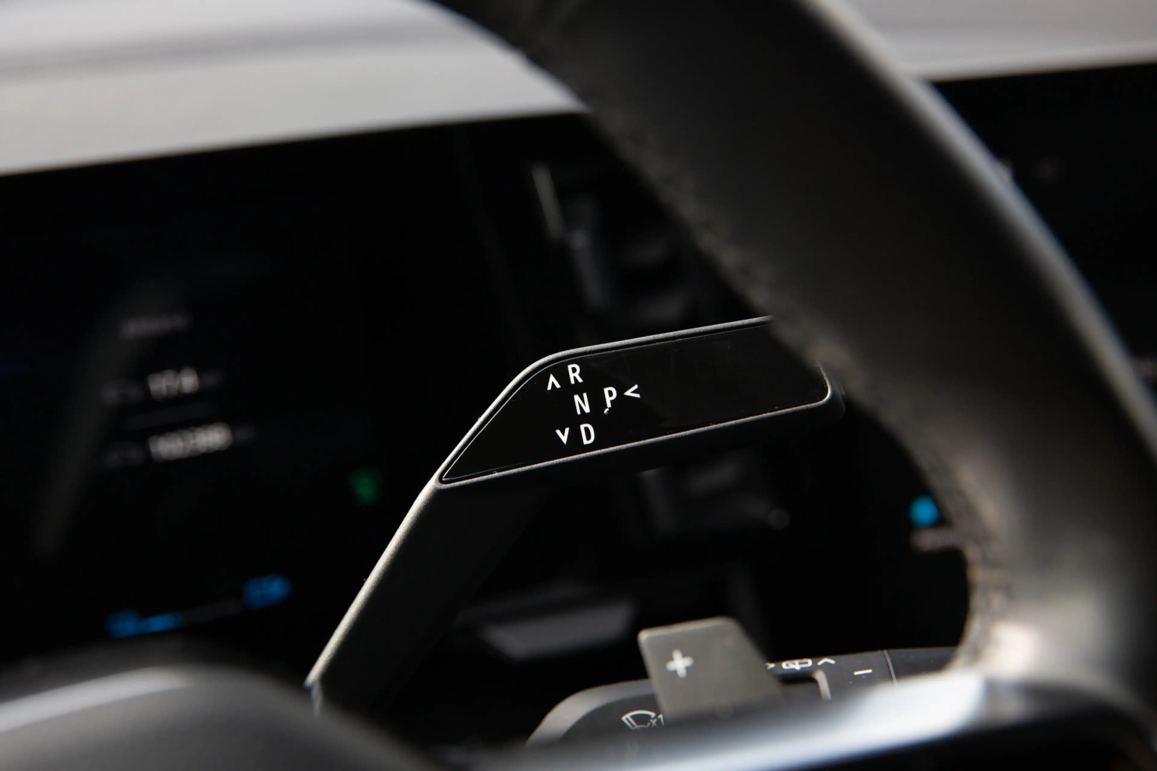 Renault Austral 1.2 E-Tech full hybrid 200 techno — photo 12