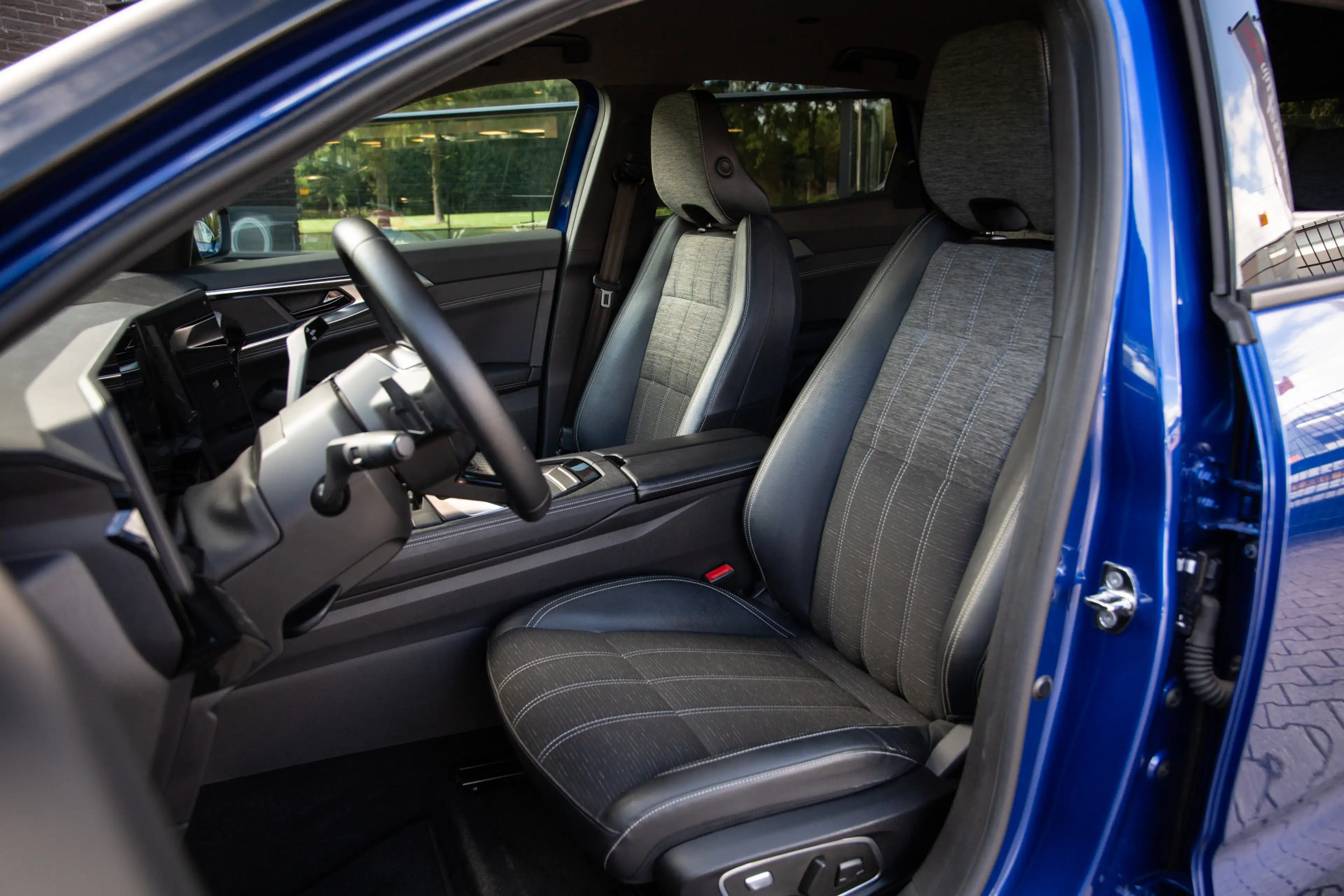 Renault Austral 1.2 E-Tech full hybrid 200 techno — photo 3