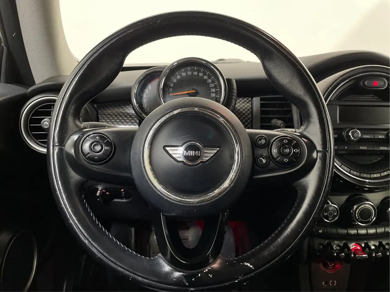 MINI Coupe снимка MINI Coupe