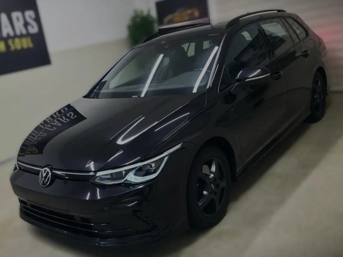 Volkswagen Golf Variant R-Line Schwarz - 1
