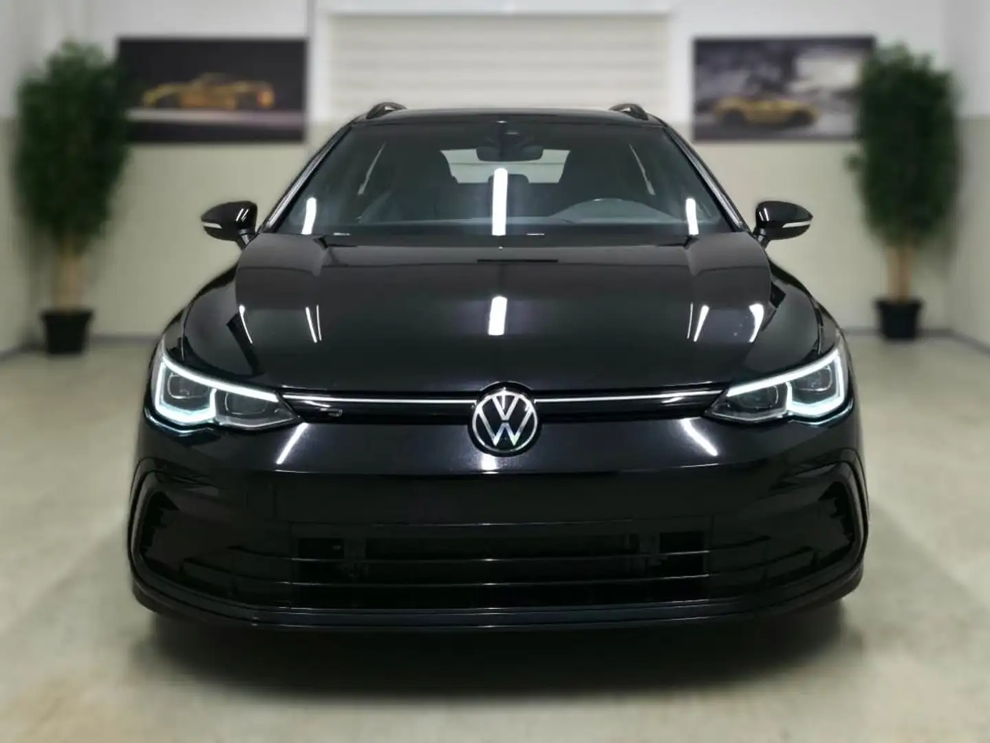 Volkswagen Golf Variant R-Line Schwarz - 2