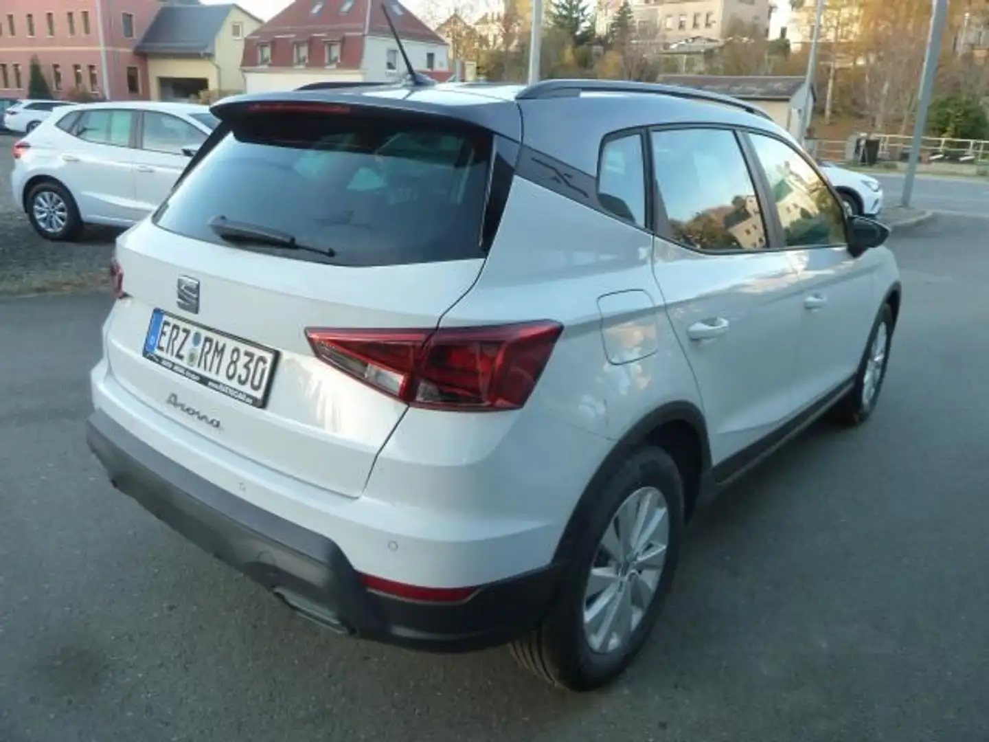 SEAT Arona ARONA ROAD EDITION 1.0 TSI DSG AHK-VORBER. SHZ Weiß - 2