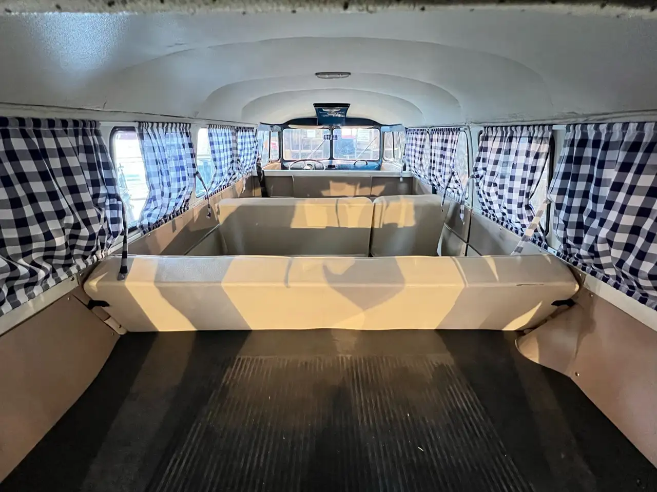 Volkswagen T1 VW T1 Bulli 1963 | restauriert | Gutachten 48.000 € | Zustand 1- | fahrbereit, foto 12