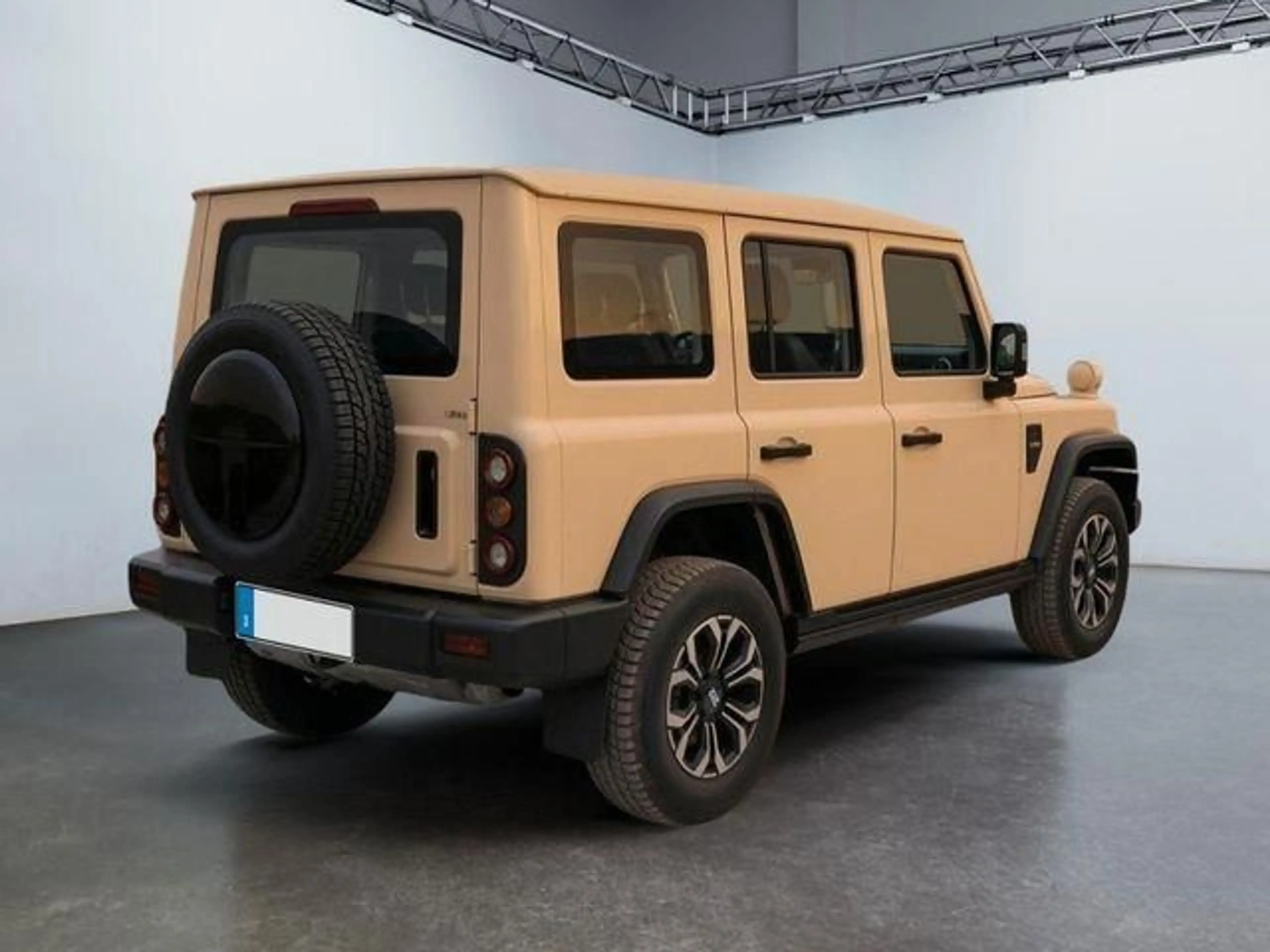 BAW 212 2.0L TCI 4WD 8 AT Automatik  212 Diesel 2.0L — photo 4