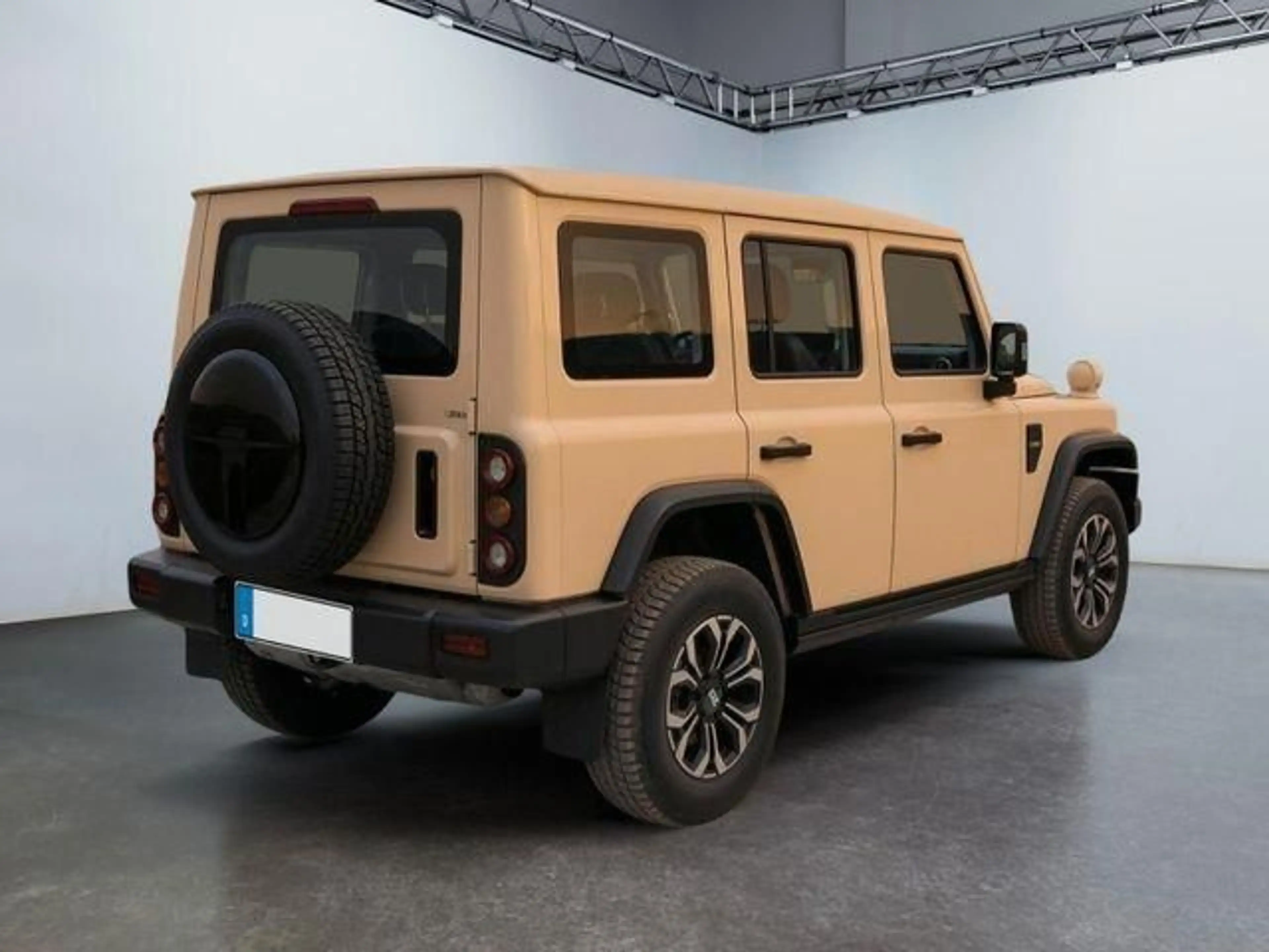 BAW 212 2.0L TCI 4WD 8 AT Automatik  212 Diesel 2.0L — photo 3