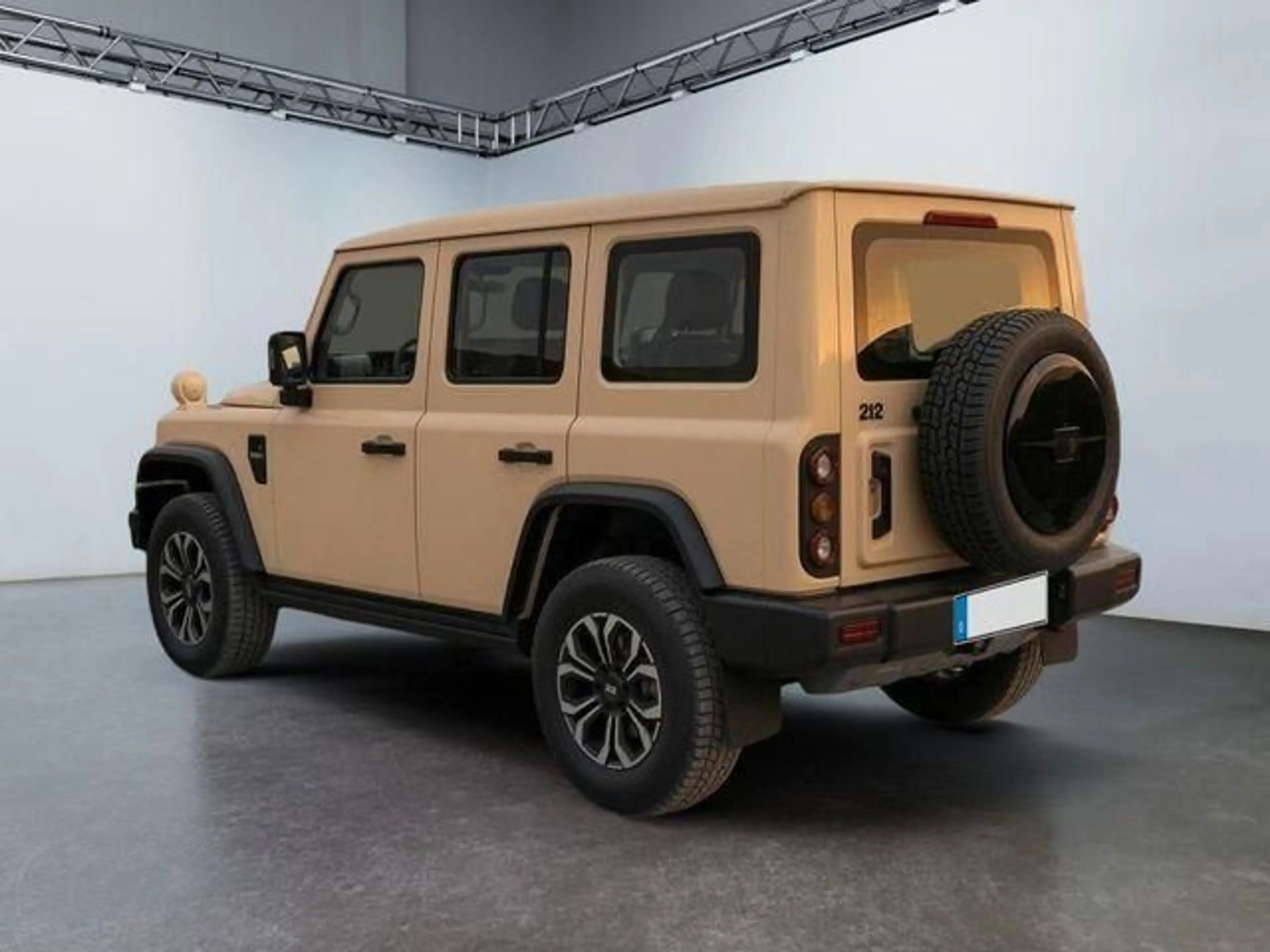 BAW 212 2.0L TCI 4WD 8 AT Automatik  212 Diesel 2.0L — photo 5