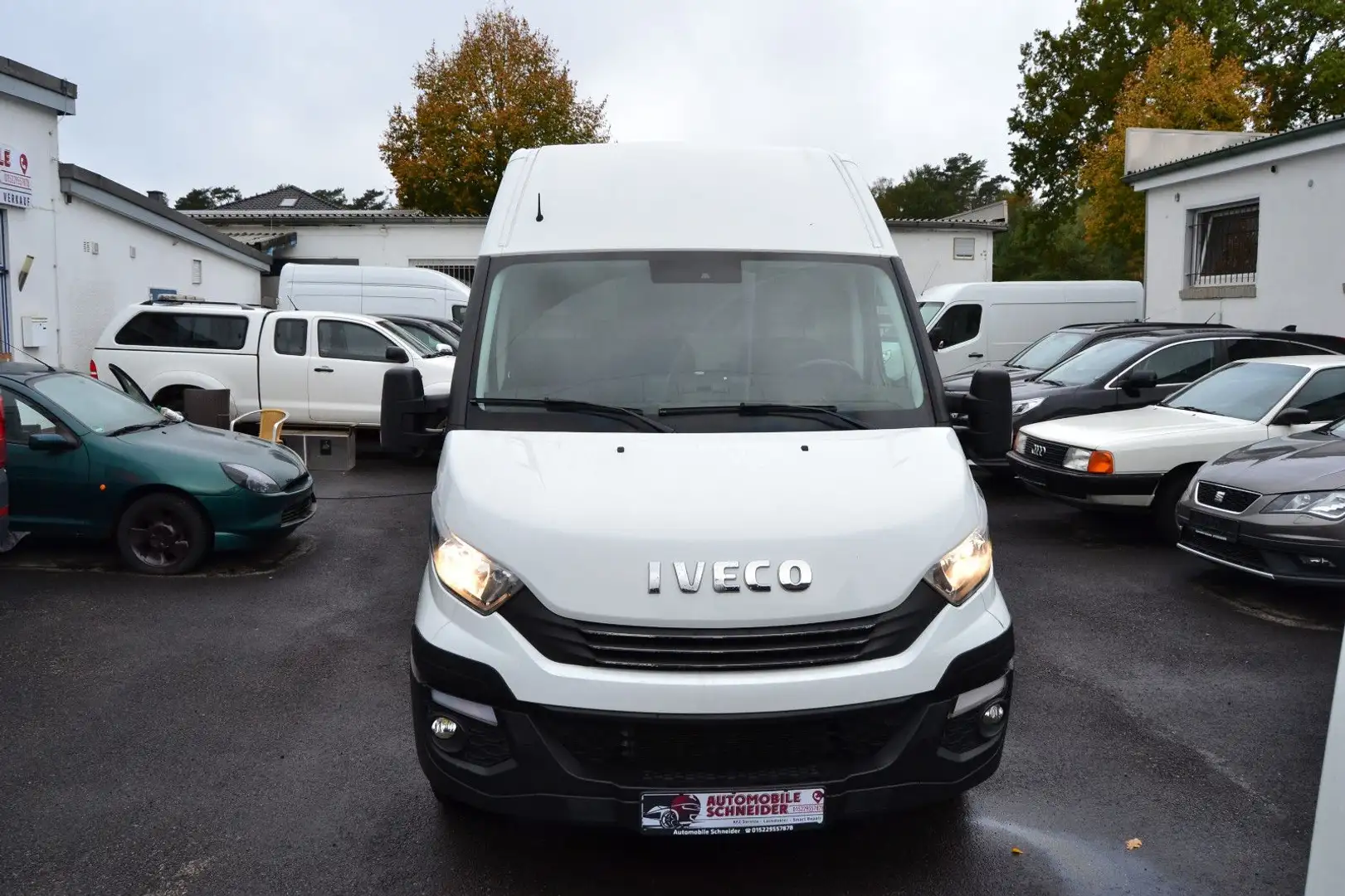 Iveco Daily Kasten 35S16 2,3D Automatik Radstand 3520 Blanc - 1
