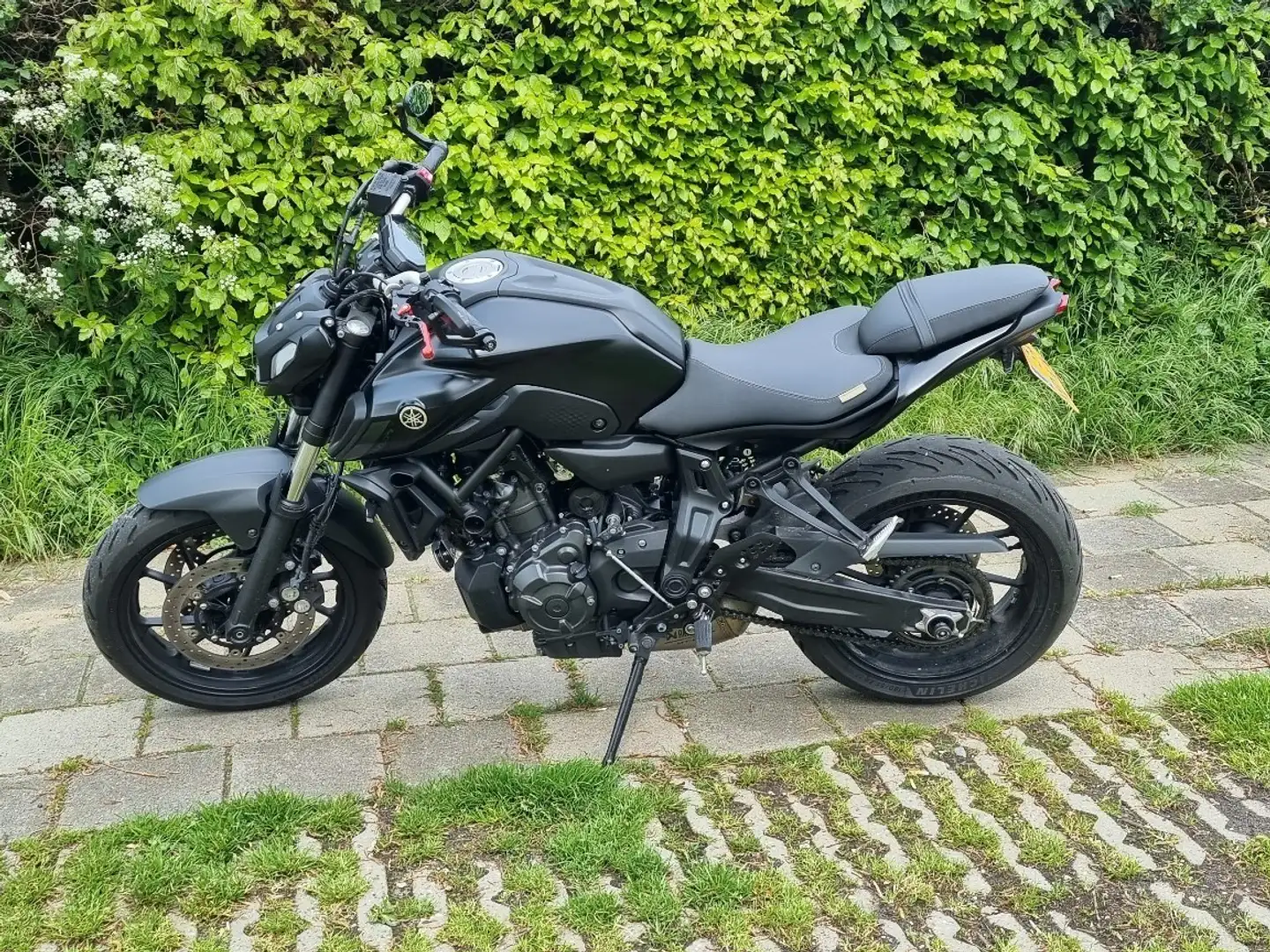 Yamaha MT-07 Akrapovic Racing Zwart - 1