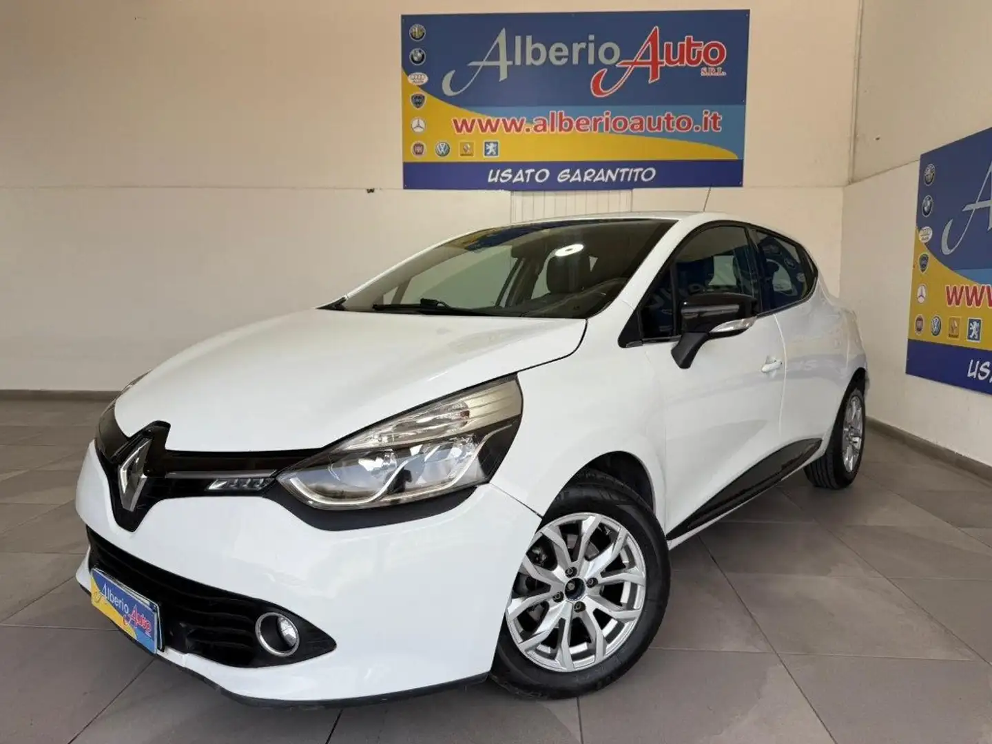 Renault Clio 1.2 75CV GPL 5 porte Live GPL VALIDO FINO AL 2035 Blanco - 1