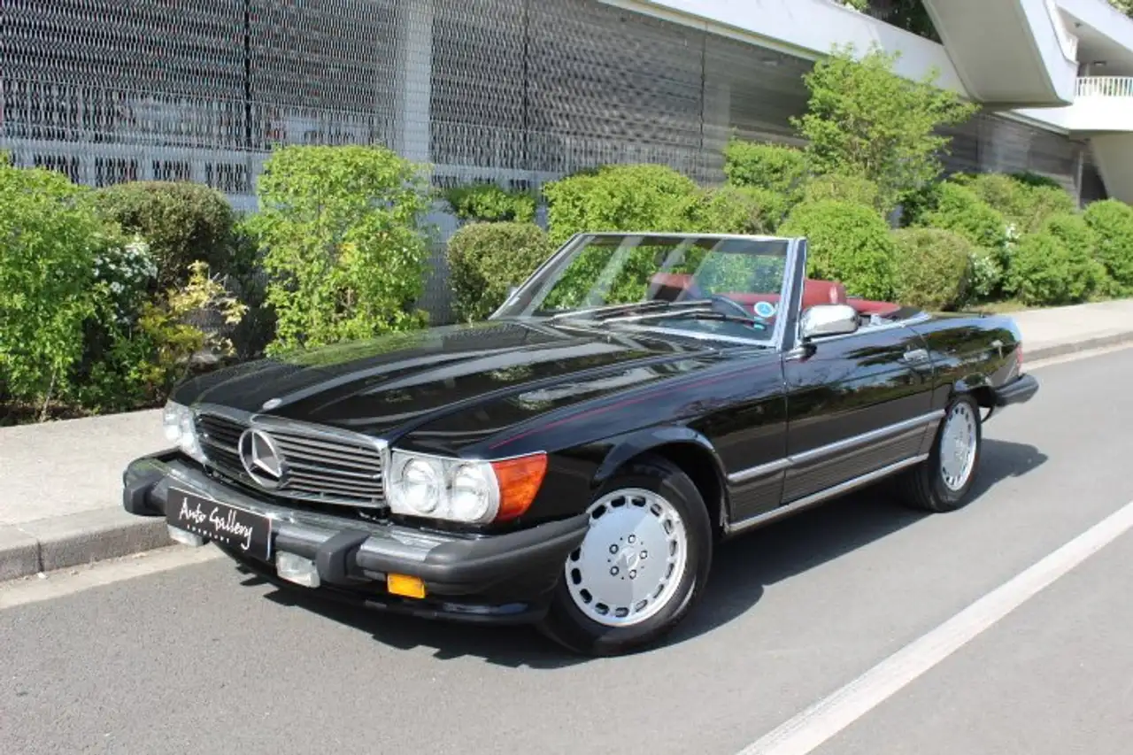 Mercedes-Benz 560 SL USA, foto 1