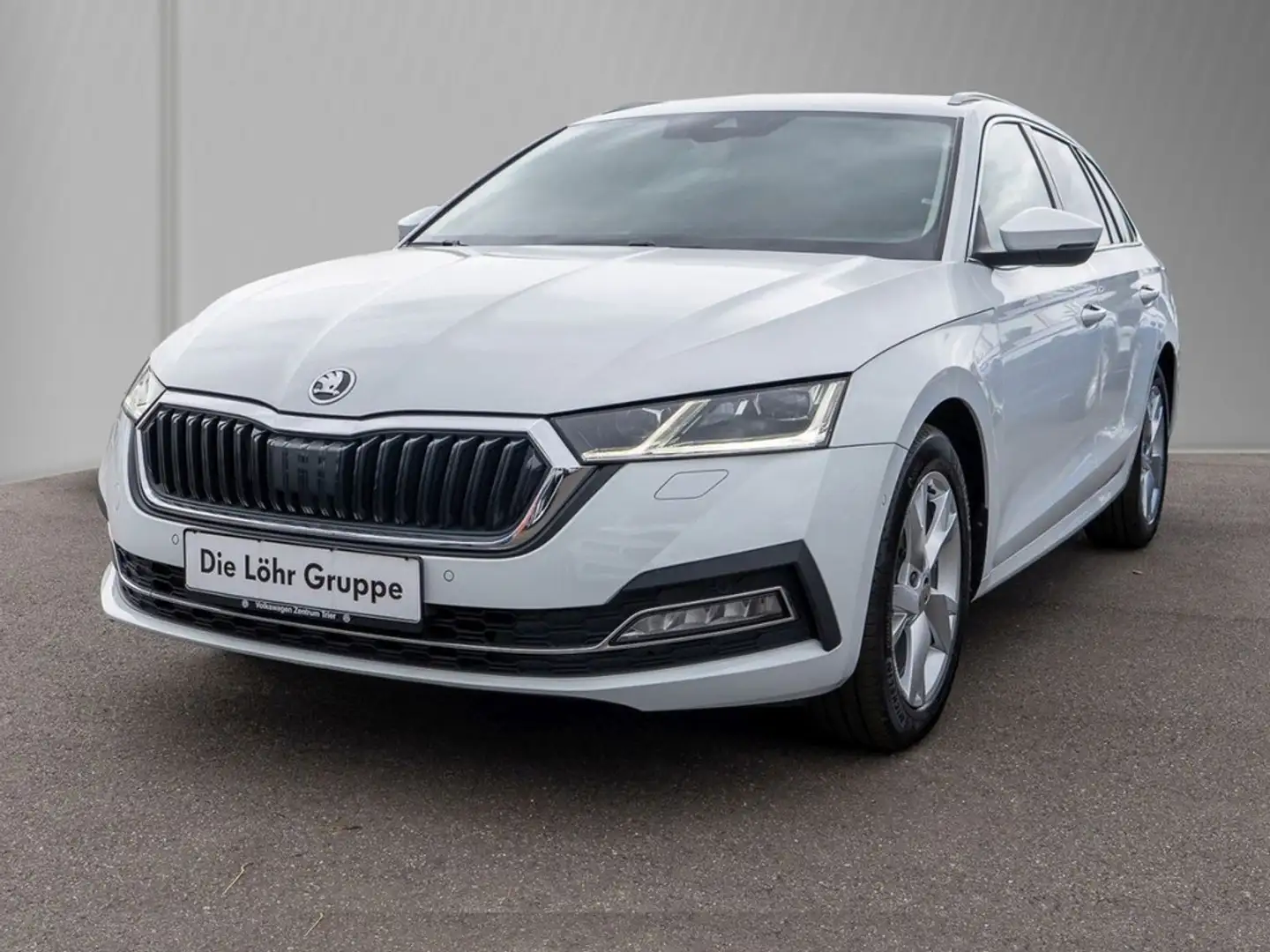 Skoda Octavia Combi 2.0 TDI DSG Style Reise Paket Weiß - 2