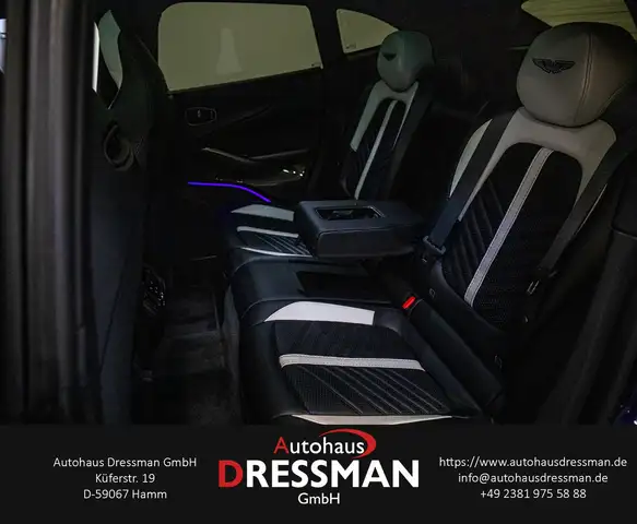 Aston Martin DBX view 13