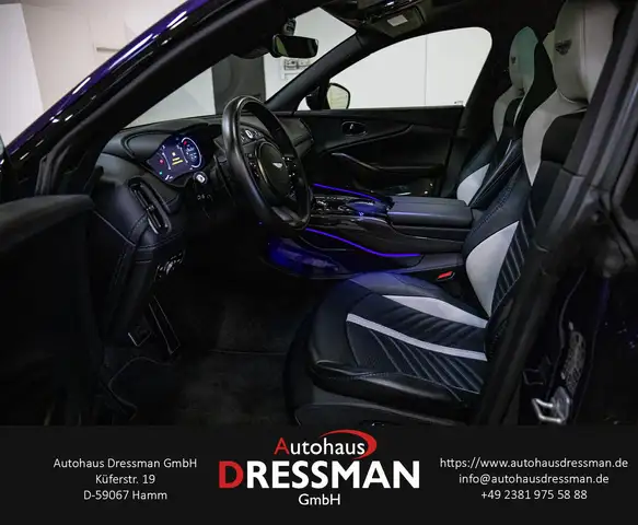 Aston Martin DBX view 10