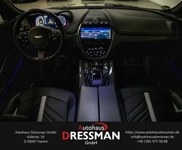 Aston Martin DBX view 14