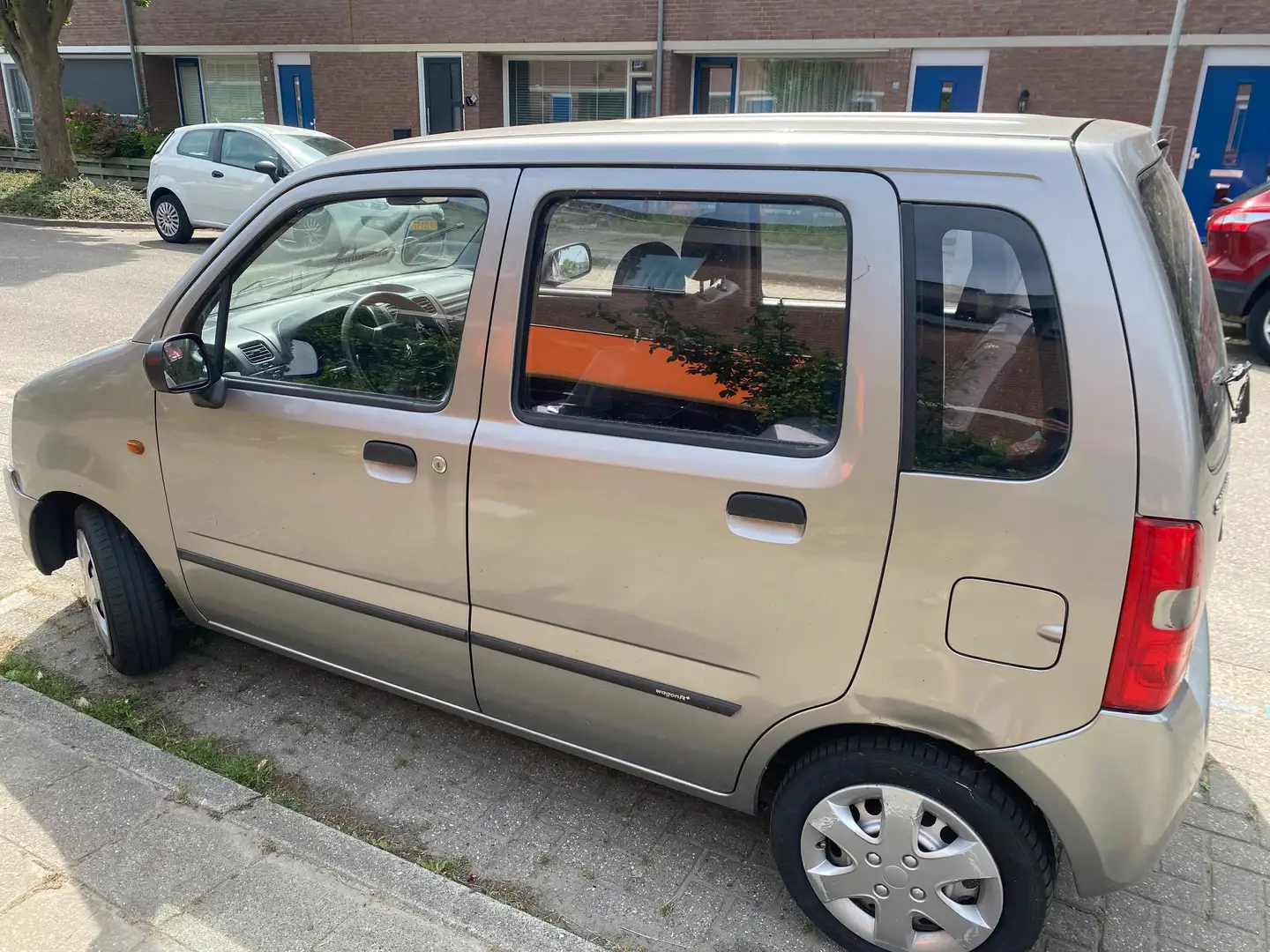 Suzuki Wagon R+ Wagon R+ 1.0 GL Grijs - 1