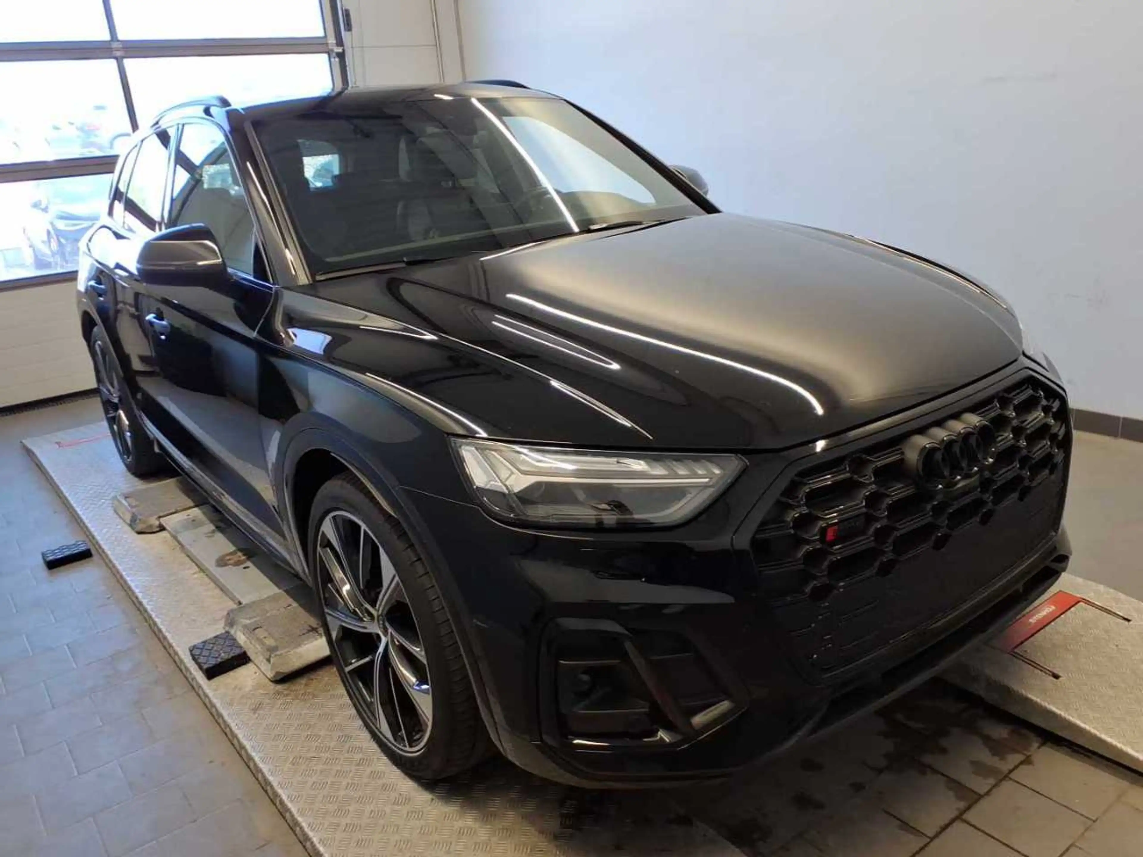 Audi SQ5 *nur an Gewerbe* AHK Pano HUD B&O Memory AHK Pano — photo 3