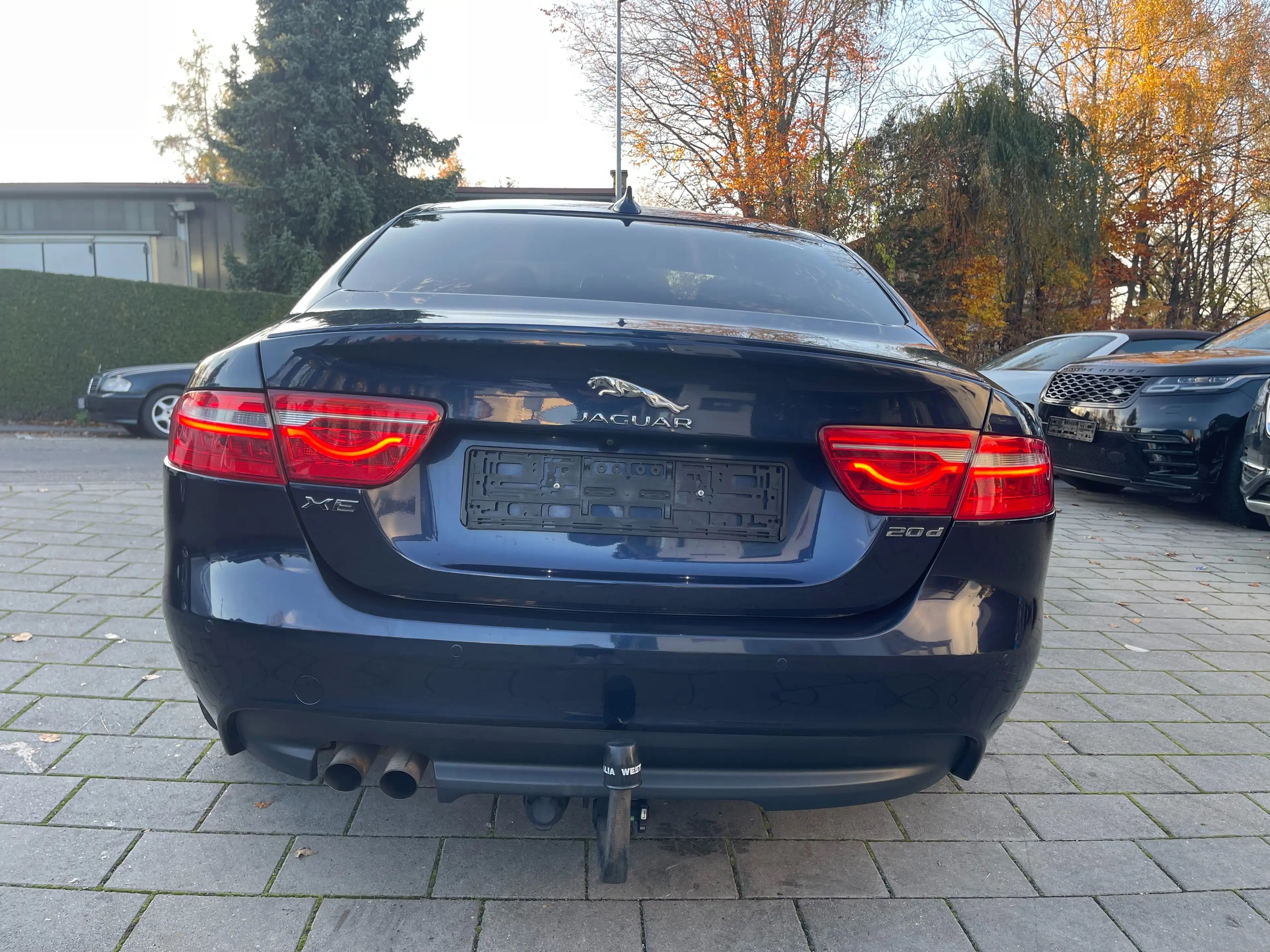Jaguar XE R-Sport — photo 7