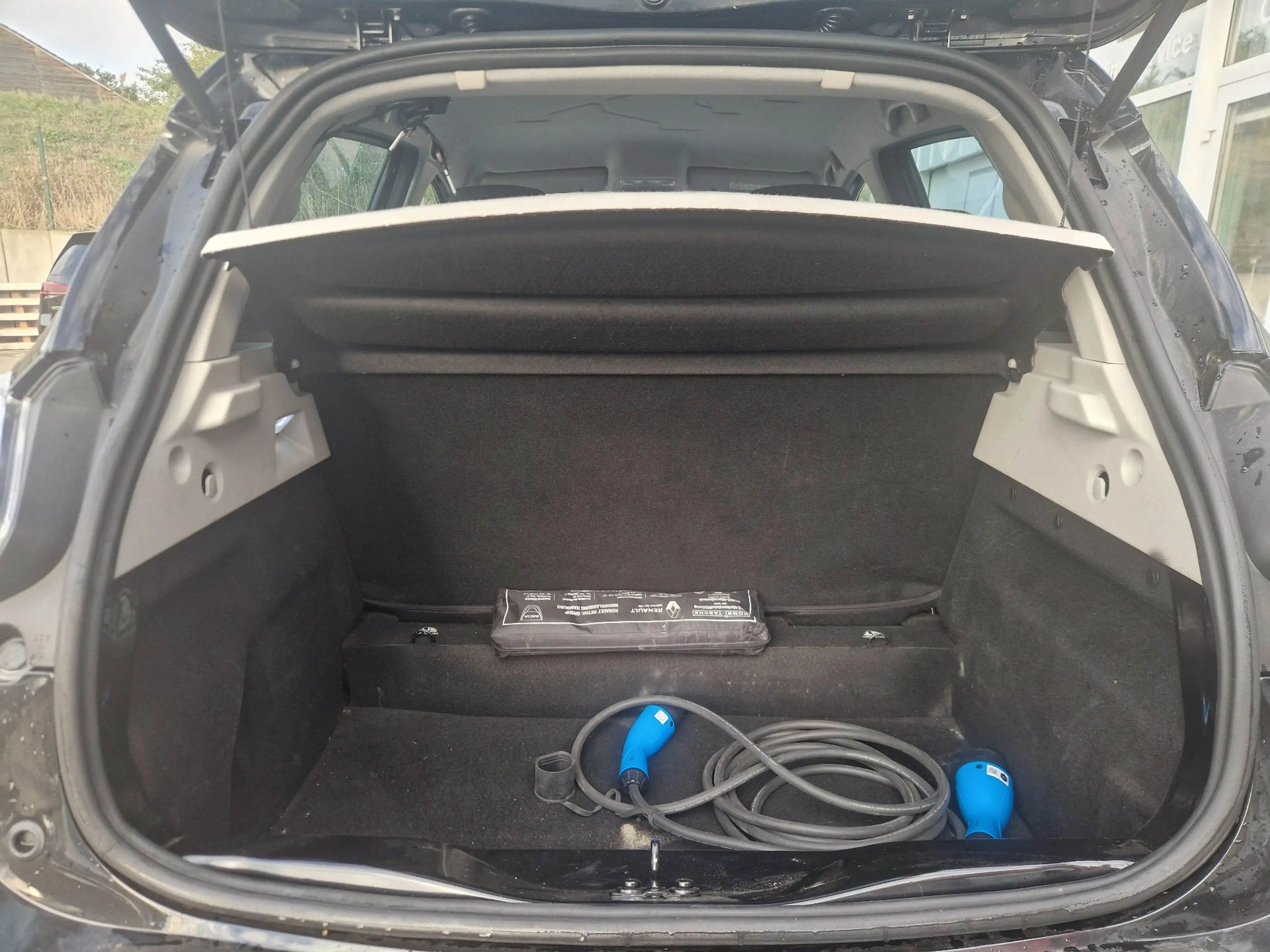 Renault ZOE ZOE (mit Batt.) 22 kwh -- Navi+Tempo+FH+Alu+Kamera — photo 8
