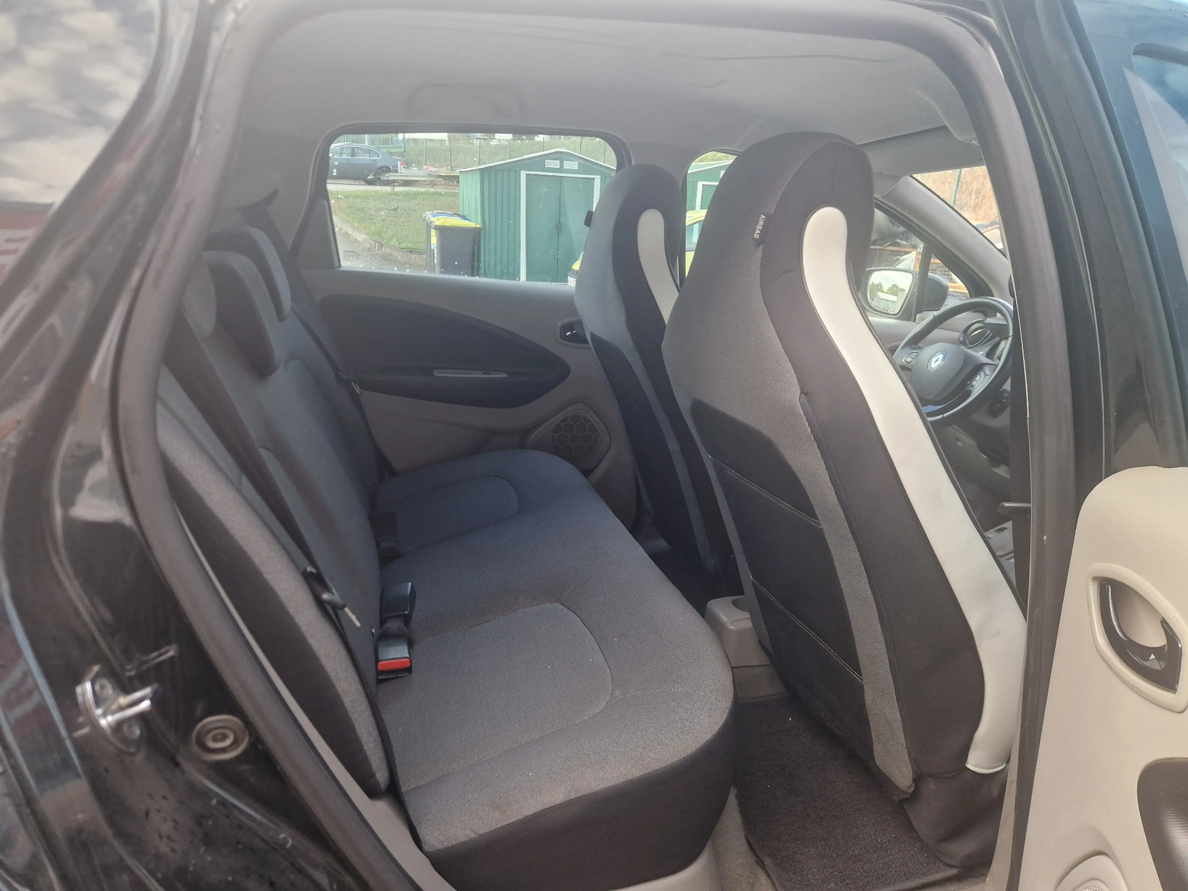 Renault ZOE ZOE (mit Batt.) 22 kwh -- Navi+Tempo+FH+Alu+Kamera — photo 9