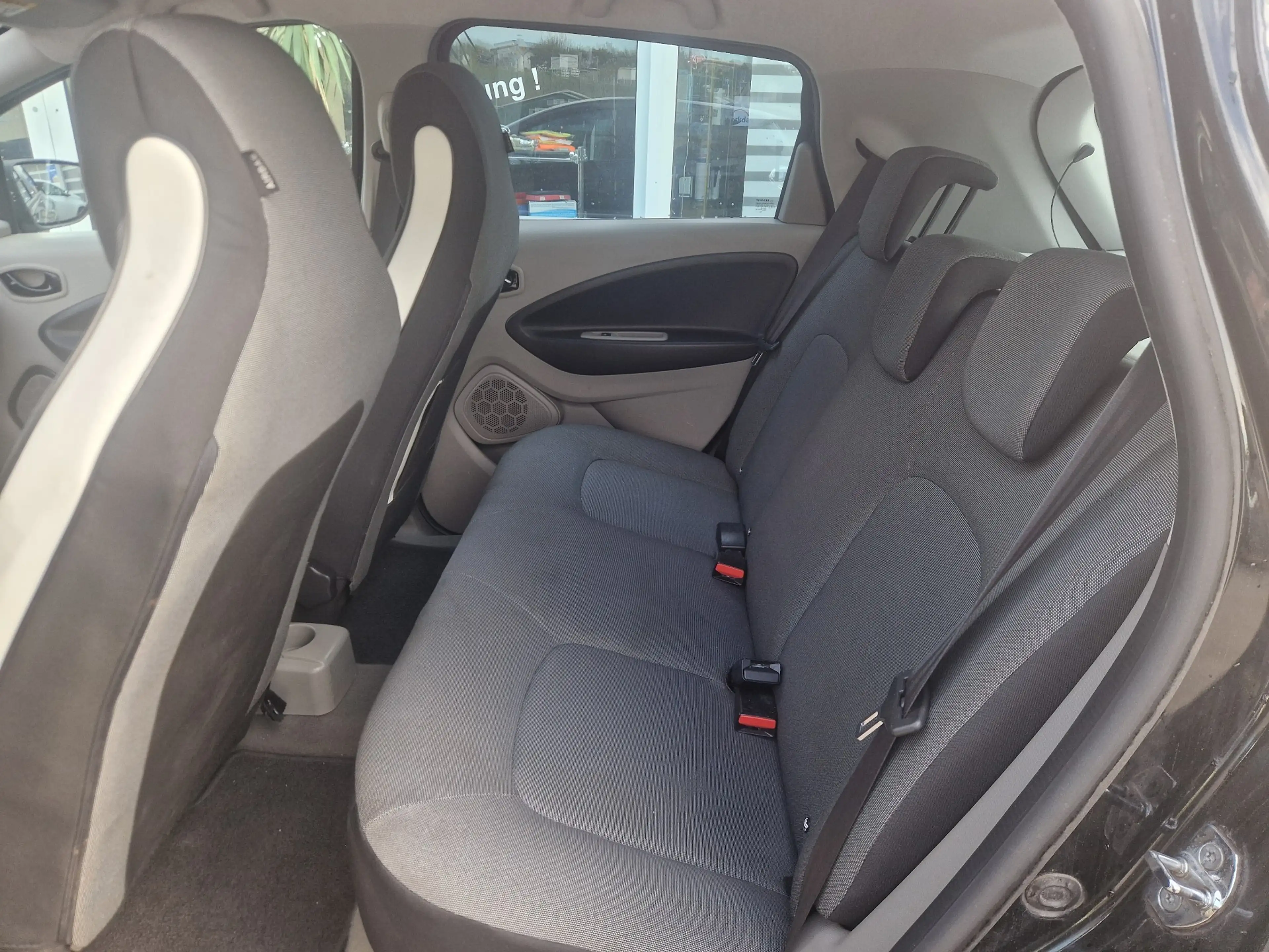 Renault ZOE ZOE (mit Batt.) 22 kwh -- Navi+Tempo+FH+Alu+Kamera — photo 7
