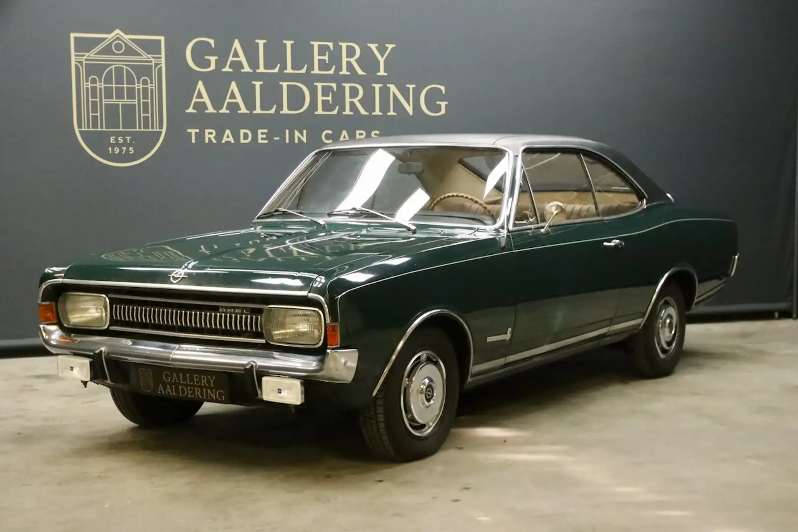 Opel Commodore Coupe Six "71.000 kms" Trade-in car From third Dut Vert - 1