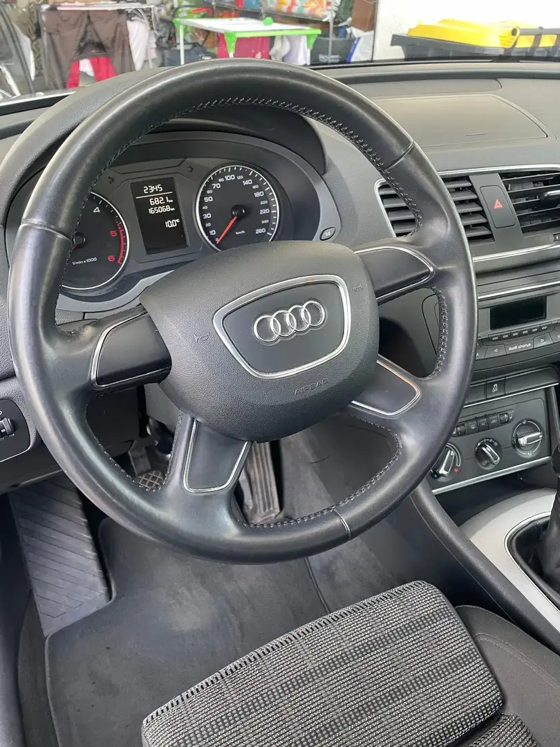 Audi Q3 2.0 TDI Silber - 2