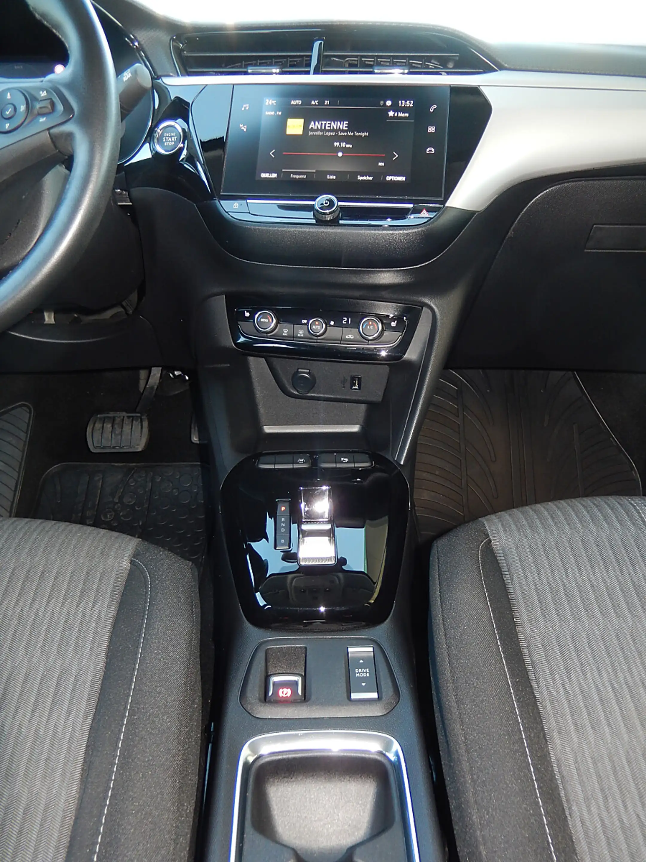 Opel Corsa-e 50kWh e-Edition — photo 16