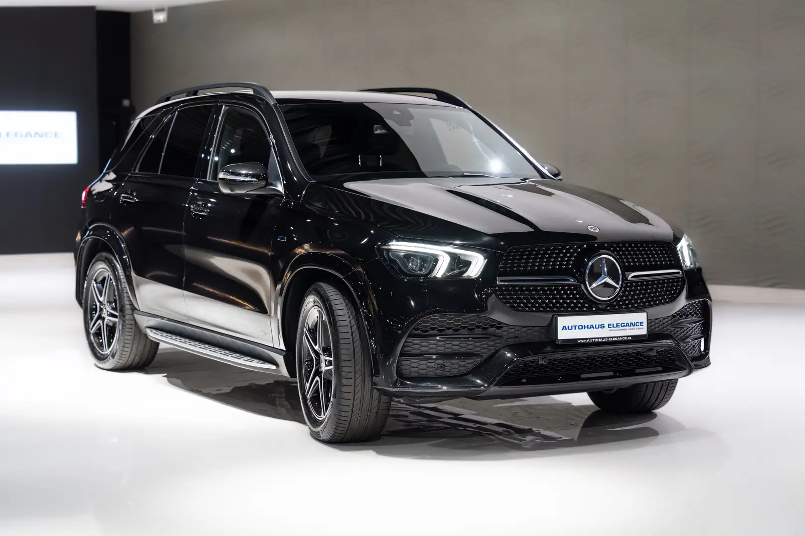 Mercedes-Benz GLE 350 de 4Matic*AMG-LINE*360*NIGHT*HIGH-LED* Schwarz - 2