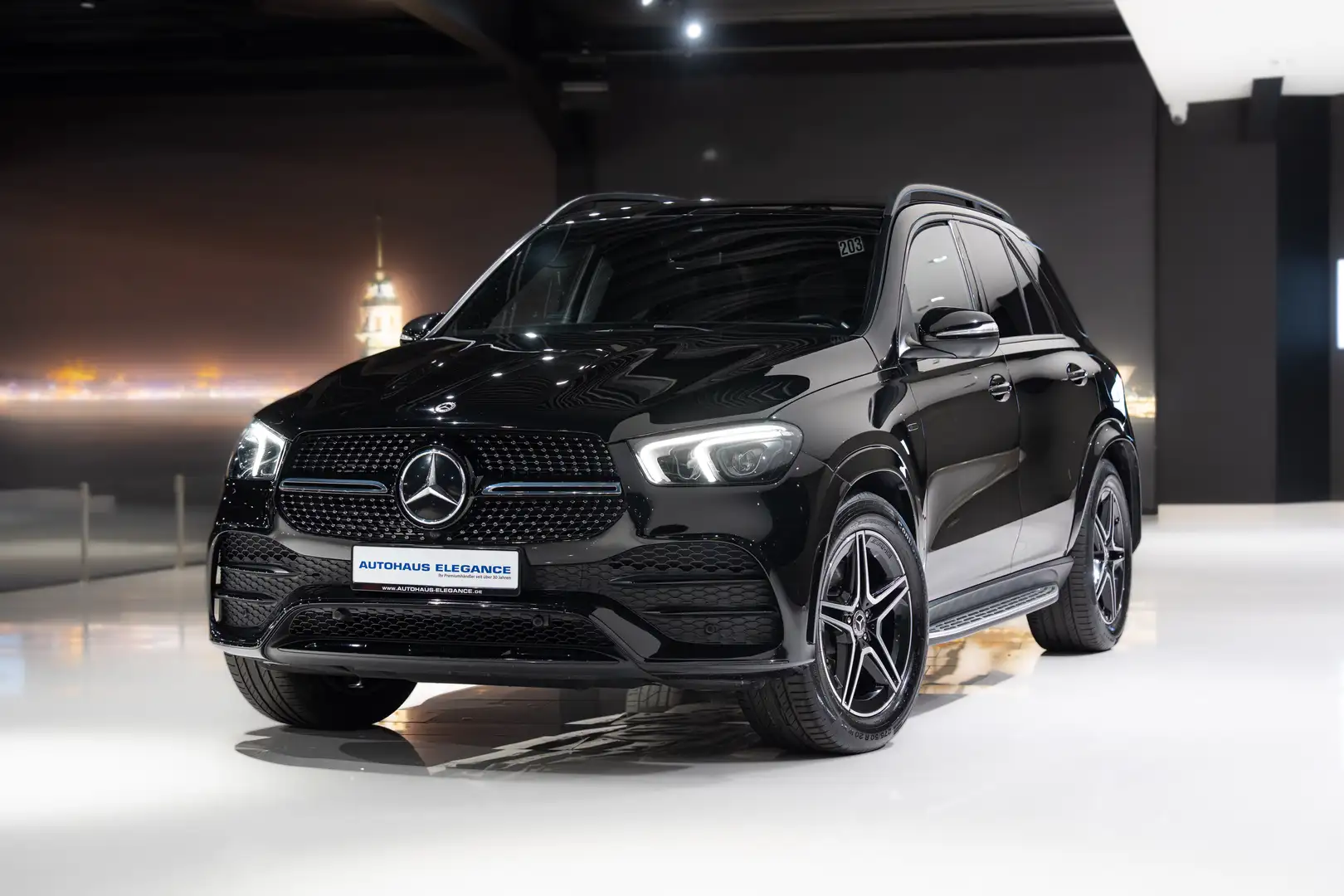 Mercedes-Benz GLE 350 de 4Matic*AMG-LINE*360*NIGHT*HIGH-LED* Schwarz - 1