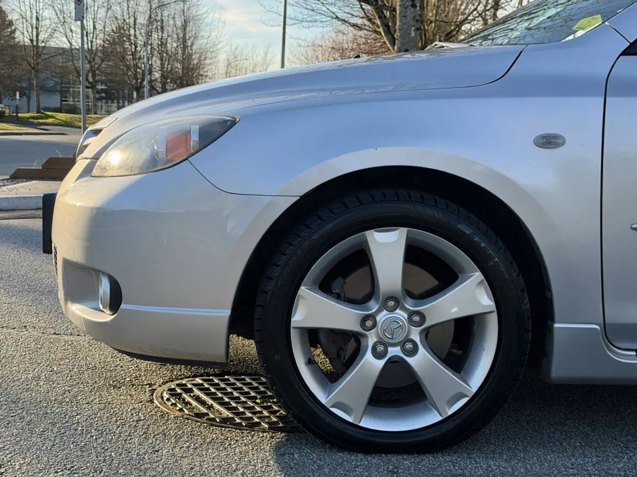 Mazda 3 снимка Mazda 3
