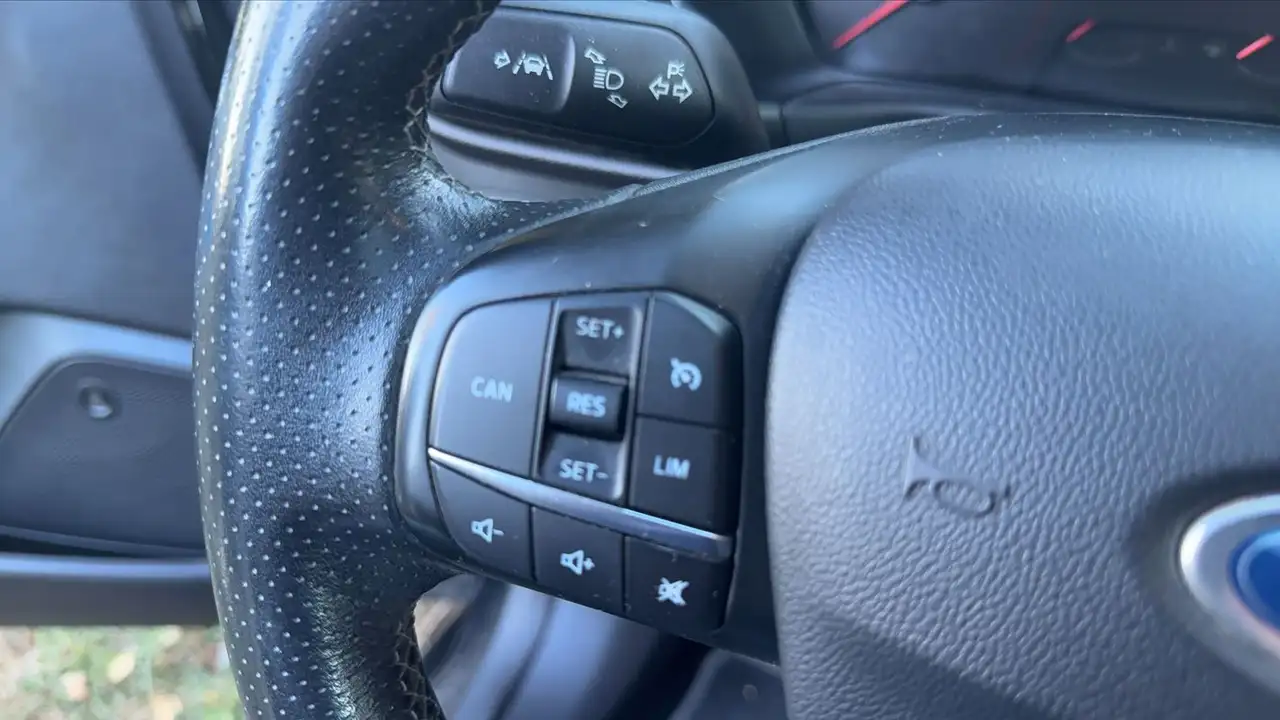 Ford Fiesta ST — photo 29