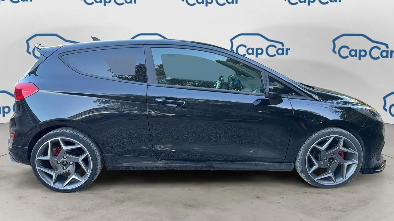 Ford Fiesta ST — photo 4