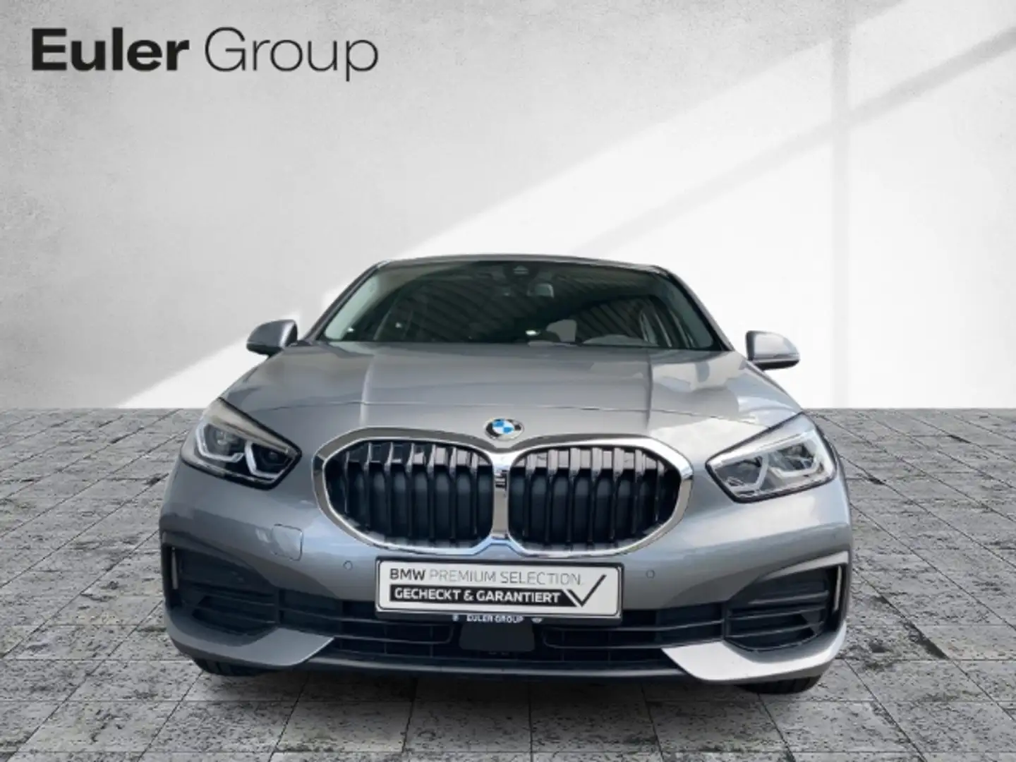 BMW 118 i 5t Aut 17'' LED Navi PDC SHZ WLAN KomfTel. KA Sp Grau - 2