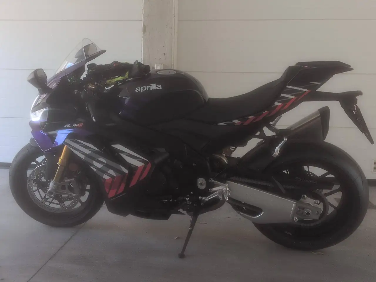 Aprilia RSV4