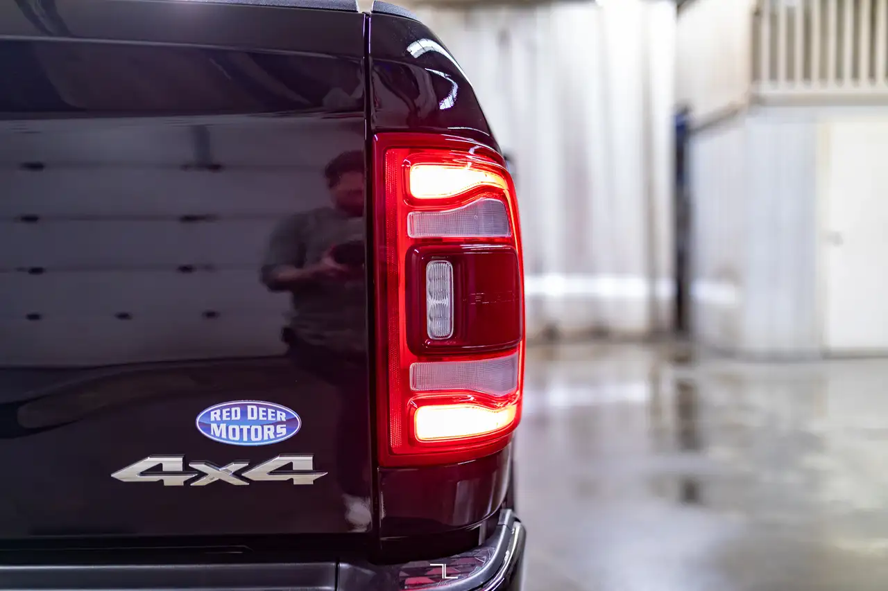 RAM 2500 снимка RAM 2500
