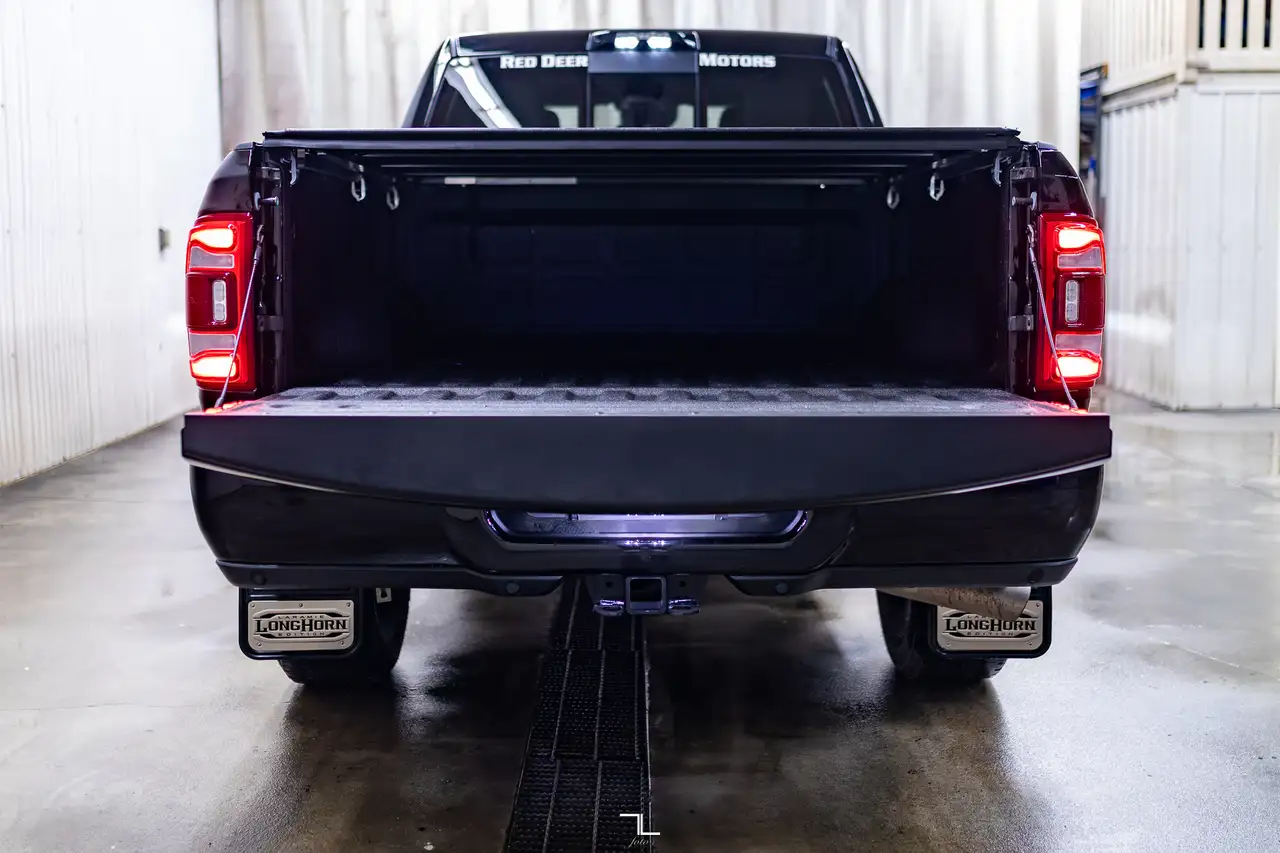 RAM 2500 снимка RAM 2500