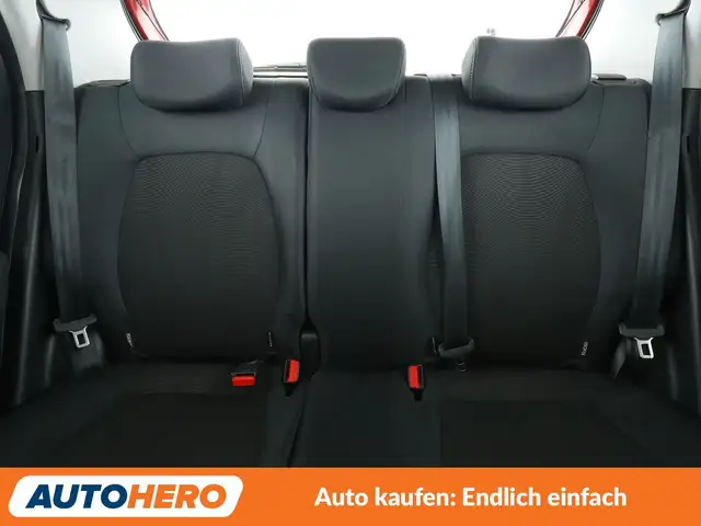 Hyundai i10 view 15