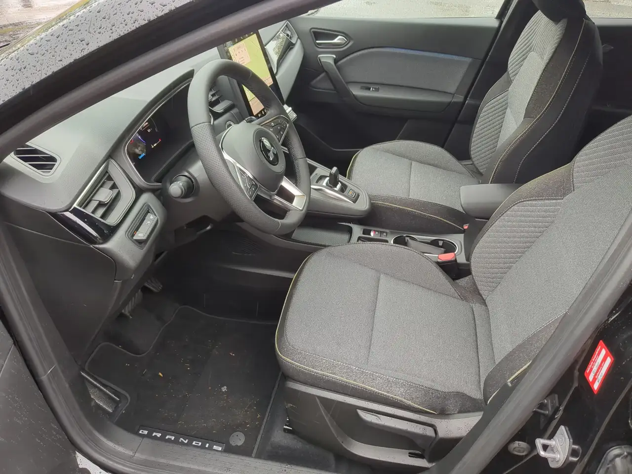 Mitsubishi Grandis 2026
