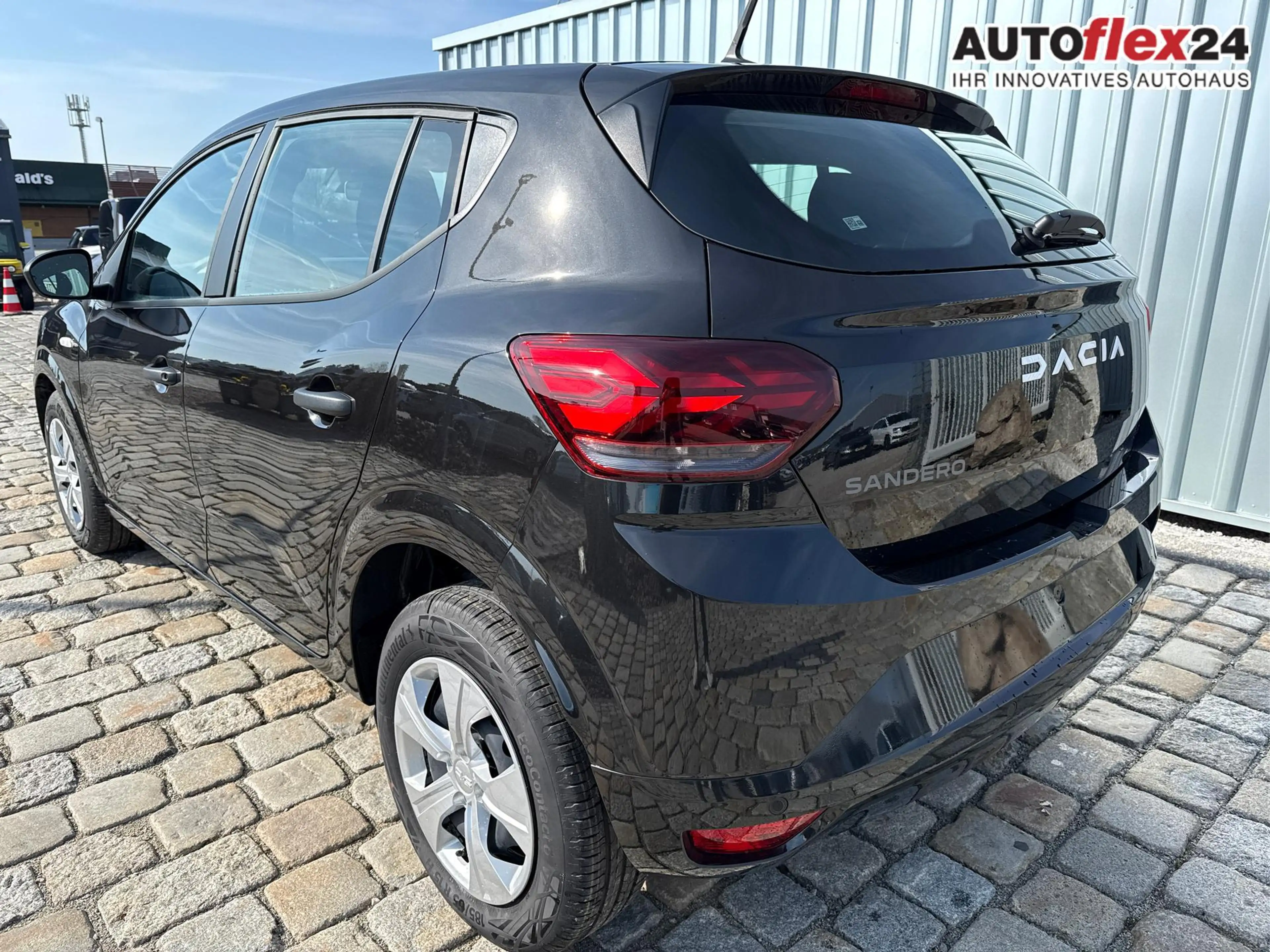 Dacia Sandero Essential TCe 90 PS Klima-DAB-LED-Tempomat-Limi... — photo 3