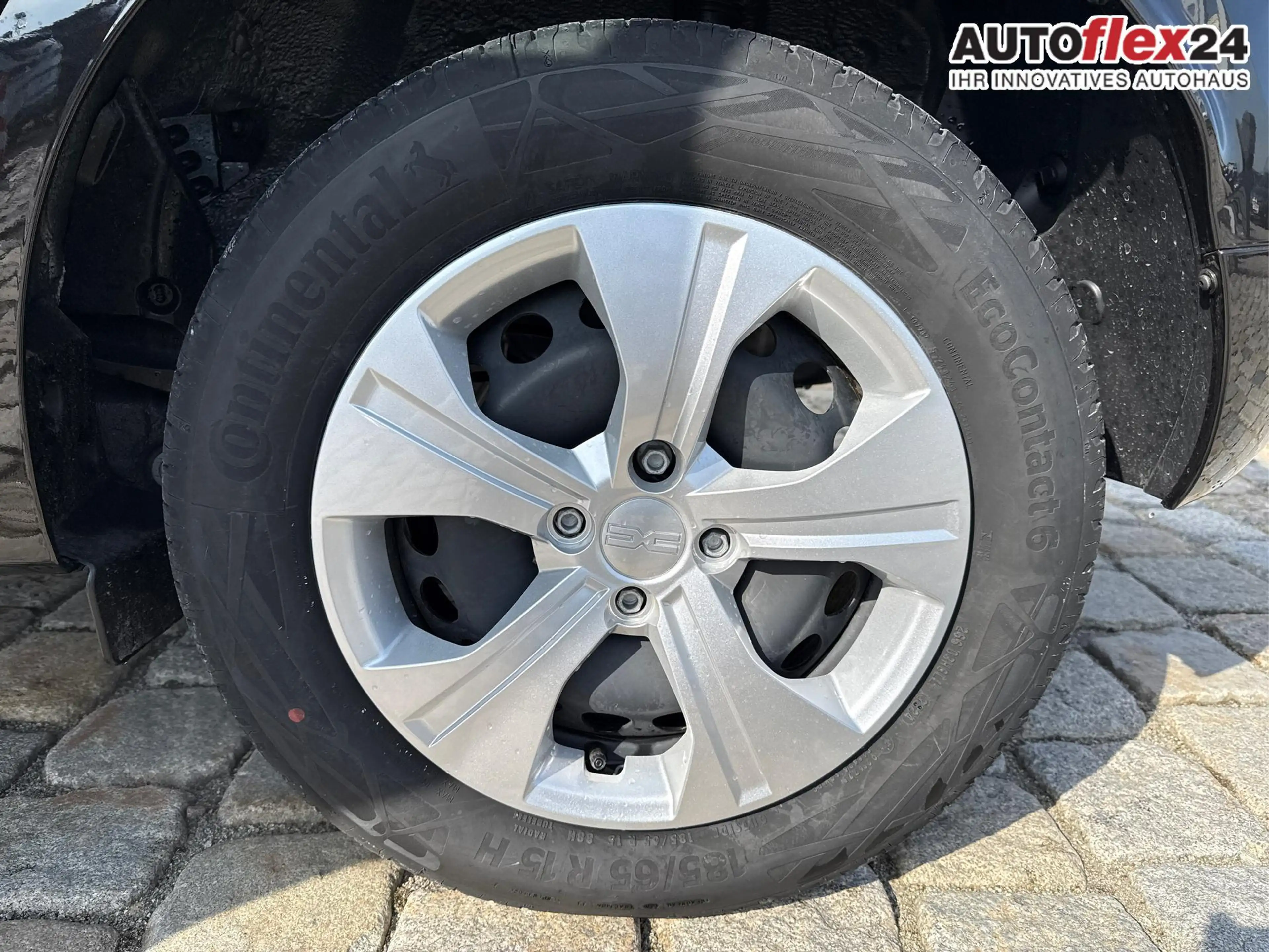 Dacia Sandero Essential TCe 90 PS Klima-DAB-LED-Tempomat-Limi... — photo 10