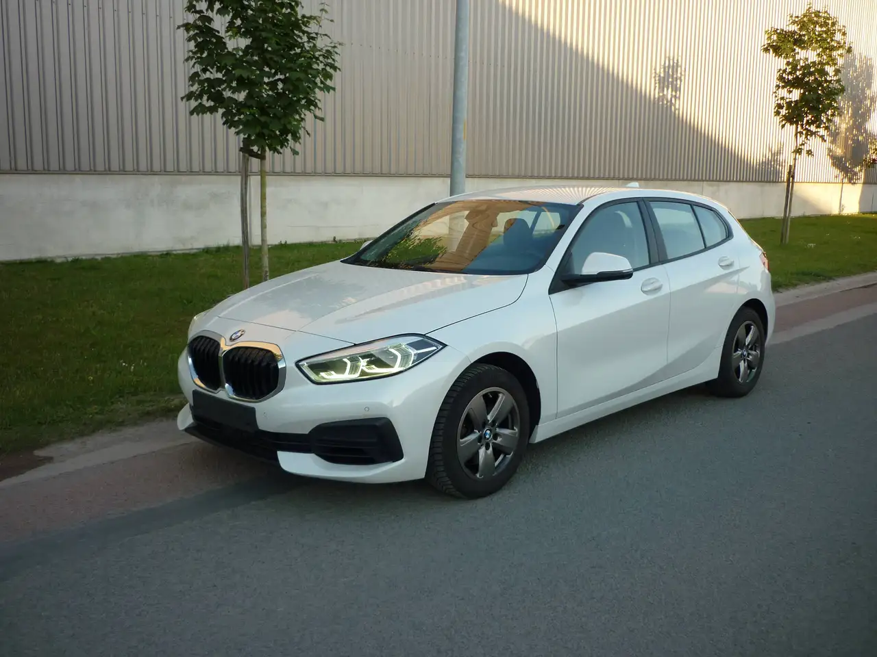 BMW 118 118i Automatic, Nieuwe model, Full LED — photo 1 of 7