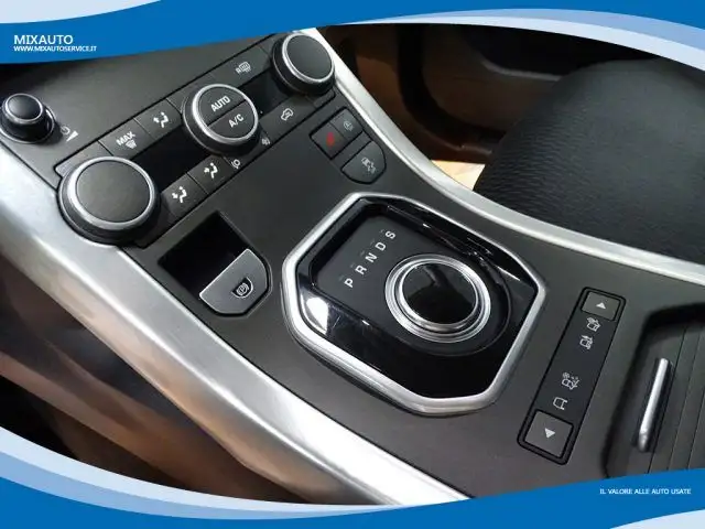 Land Rover Range Rover Evoque view 8
