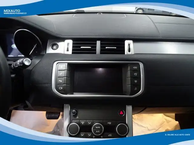 Land Rover Range Rover Evoque view 6